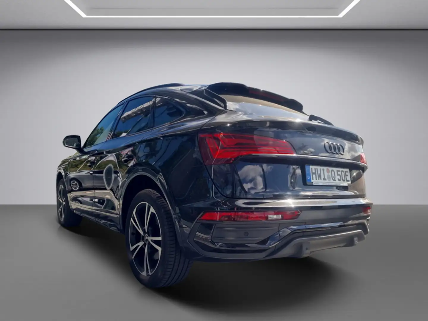 Audi Q5 Sportback 50 TFSI e, ACC,Business,Memory Чорний - 2