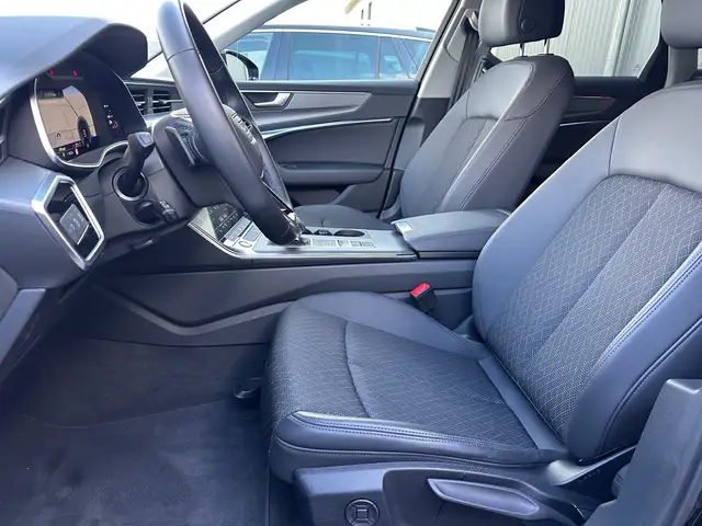 Audi A6 view 9