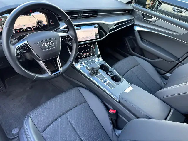 Audi A6 view 8