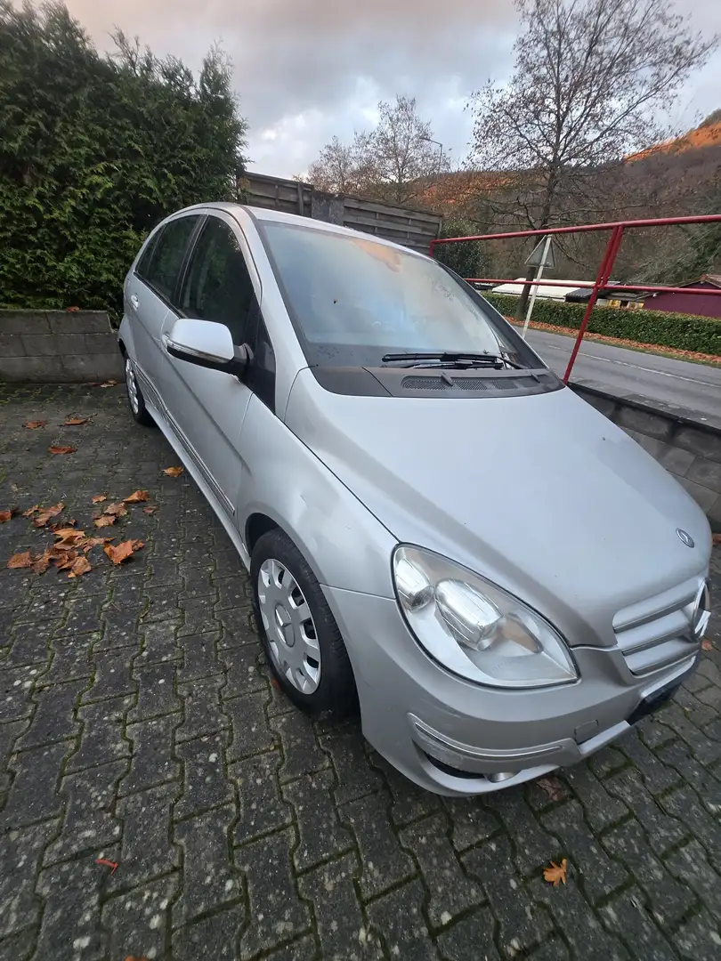 Mercedes-Benz B 180 CDI - 1