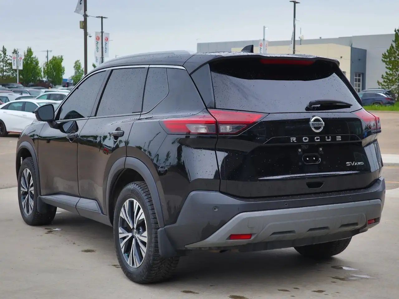 Nissan Rogue снимка Nissan Rogue
