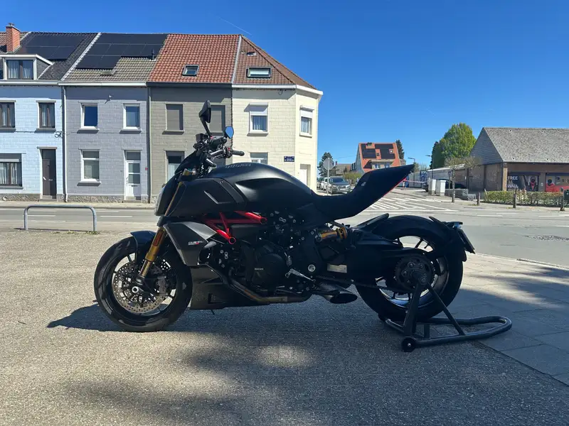 Ducati Diavel - foto 3