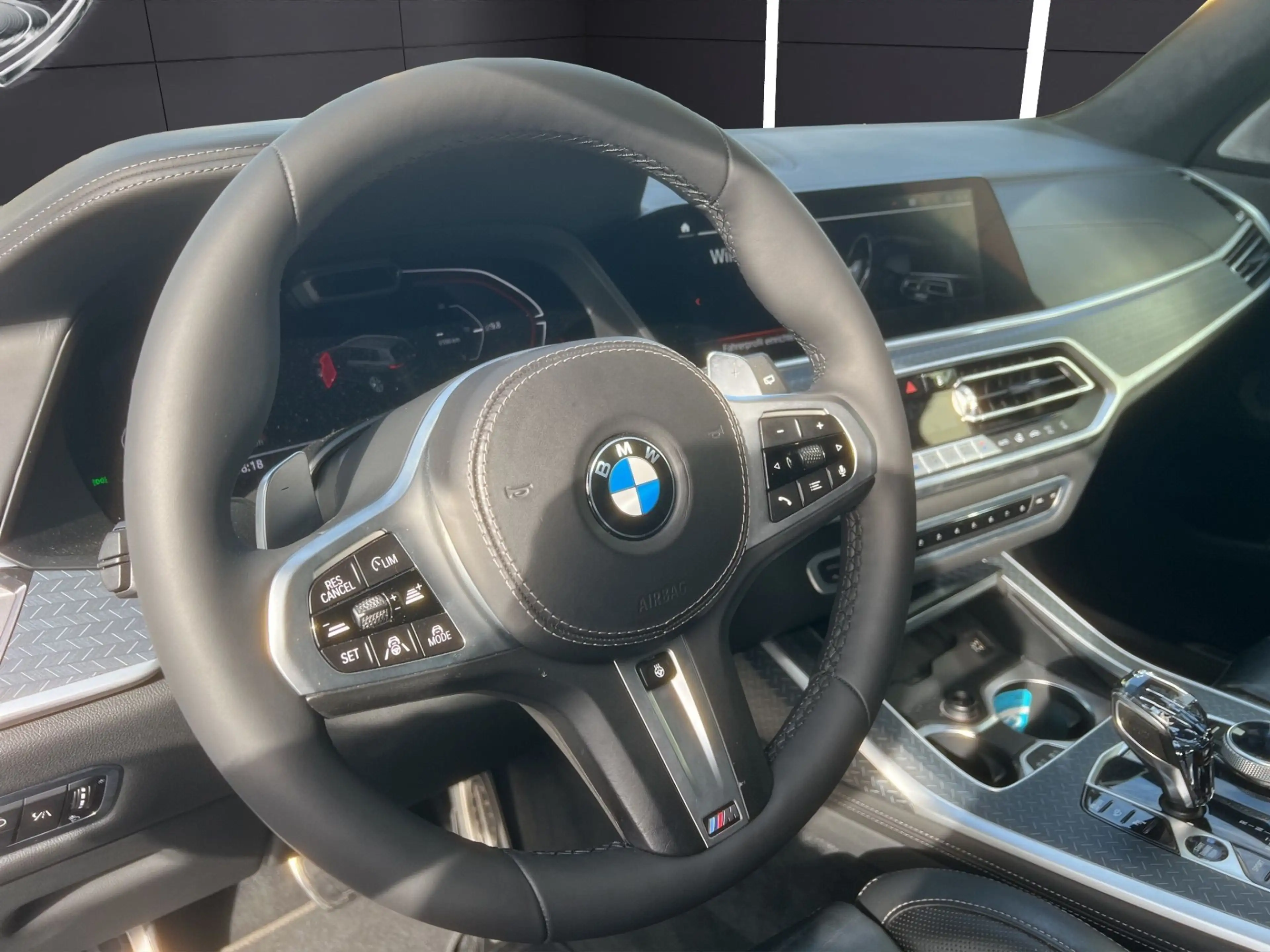 BMW X7 xDrive 40d MHD) M Sport Traum Ausstattung — photo 10