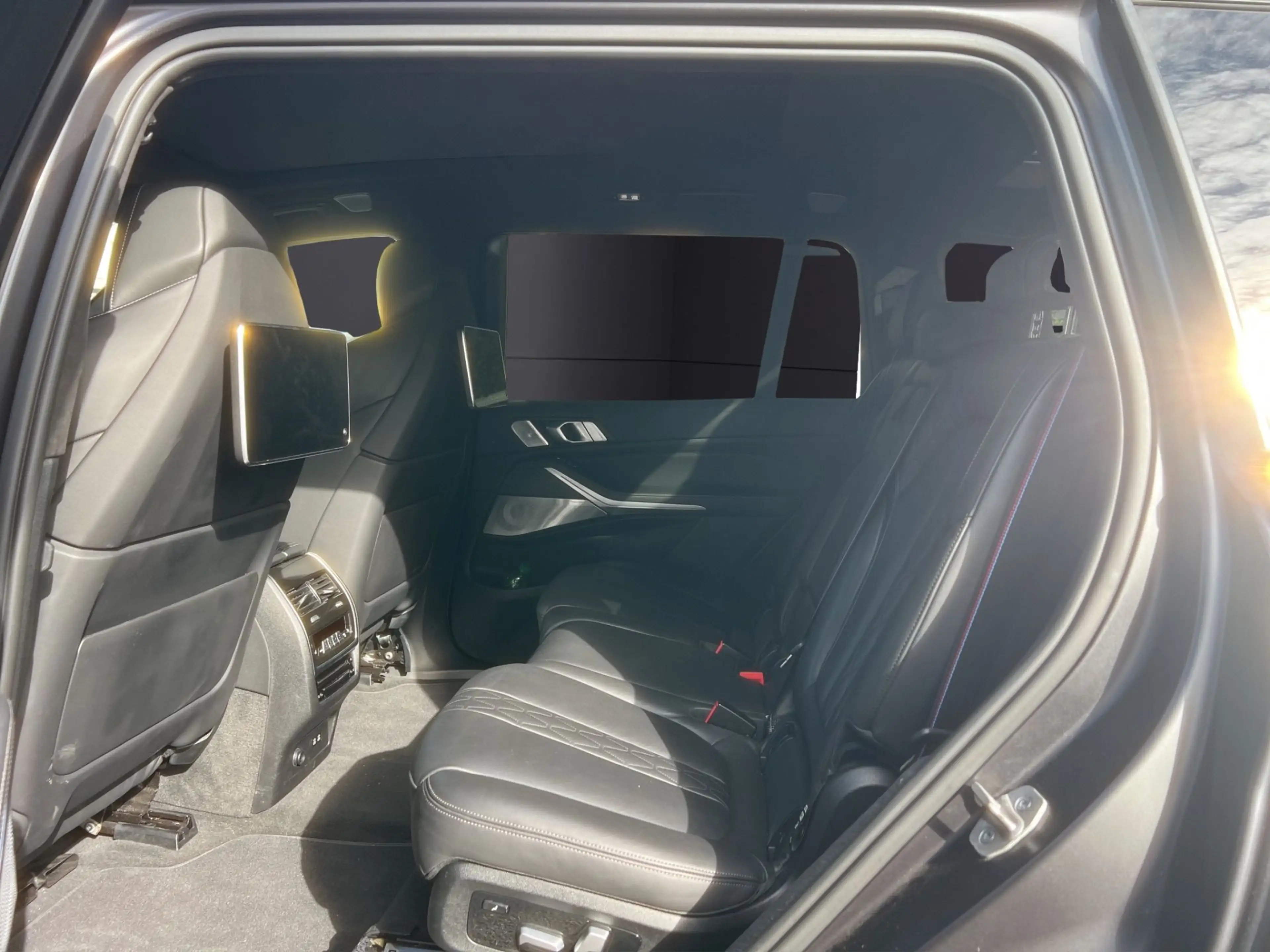 BMW X7 xDrive 40d MHD) M Sport Traum Ausstattung — photo 12