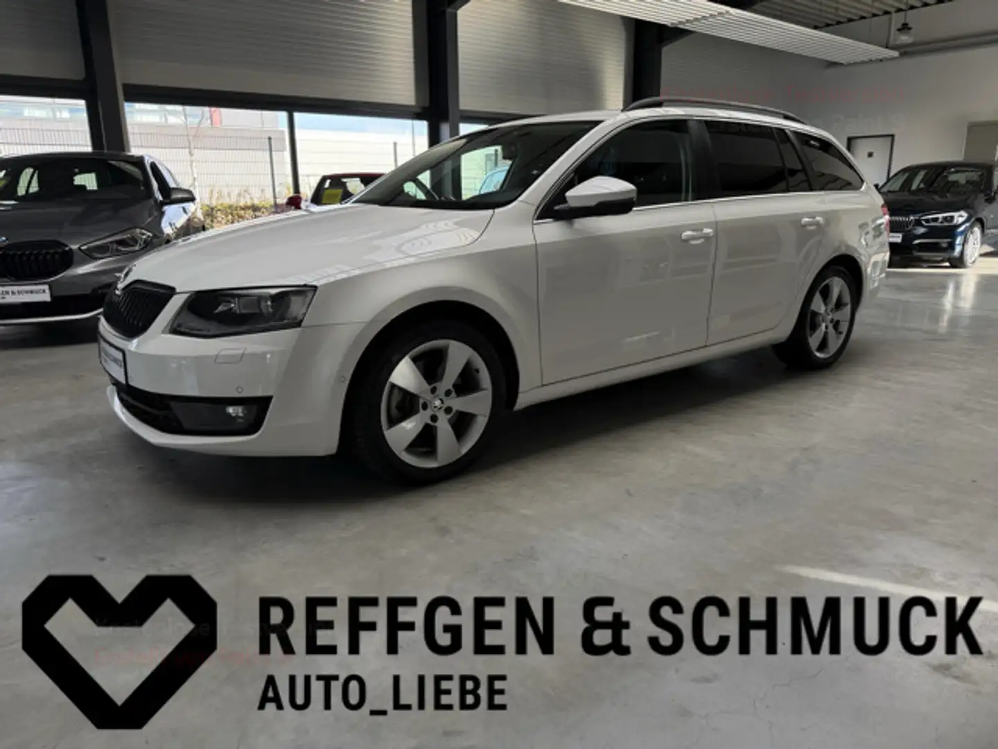 Skoda Octavia COMBI ELEGANCE 4X4 DSG+NAV+XENON+STANDHE Blanc - 1