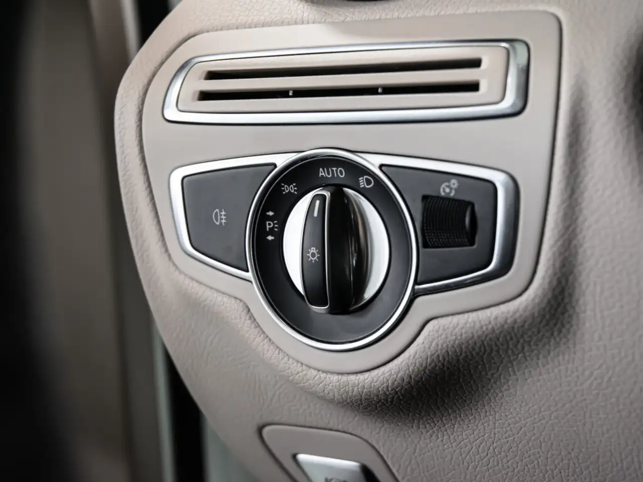 Mercedes-Benz C-Class fotografie Mercedes-Benz C-Class