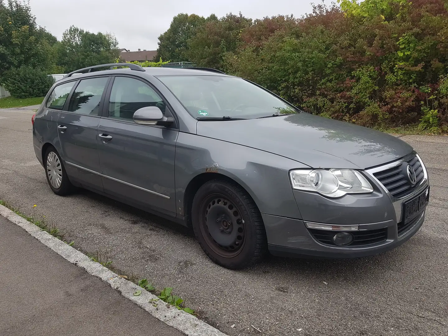 Volkswagen Passat Variant Grau - 2
