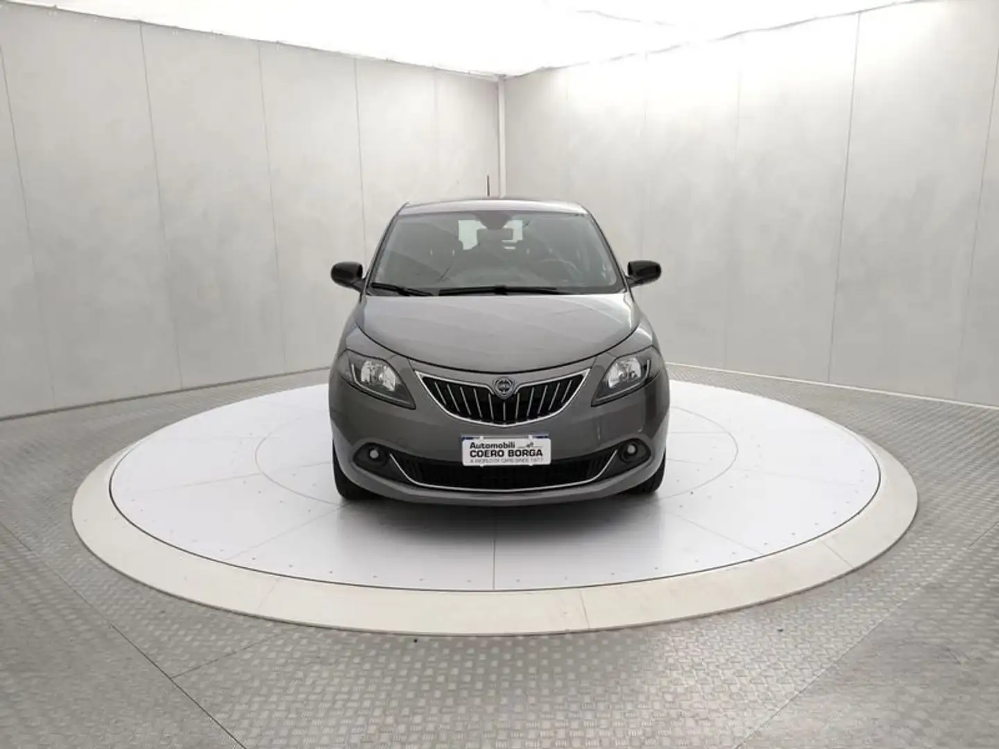 Lancia Ypsilon 1.0 FireFly 5 porte S&S Hybryd Gold Grigio - 2