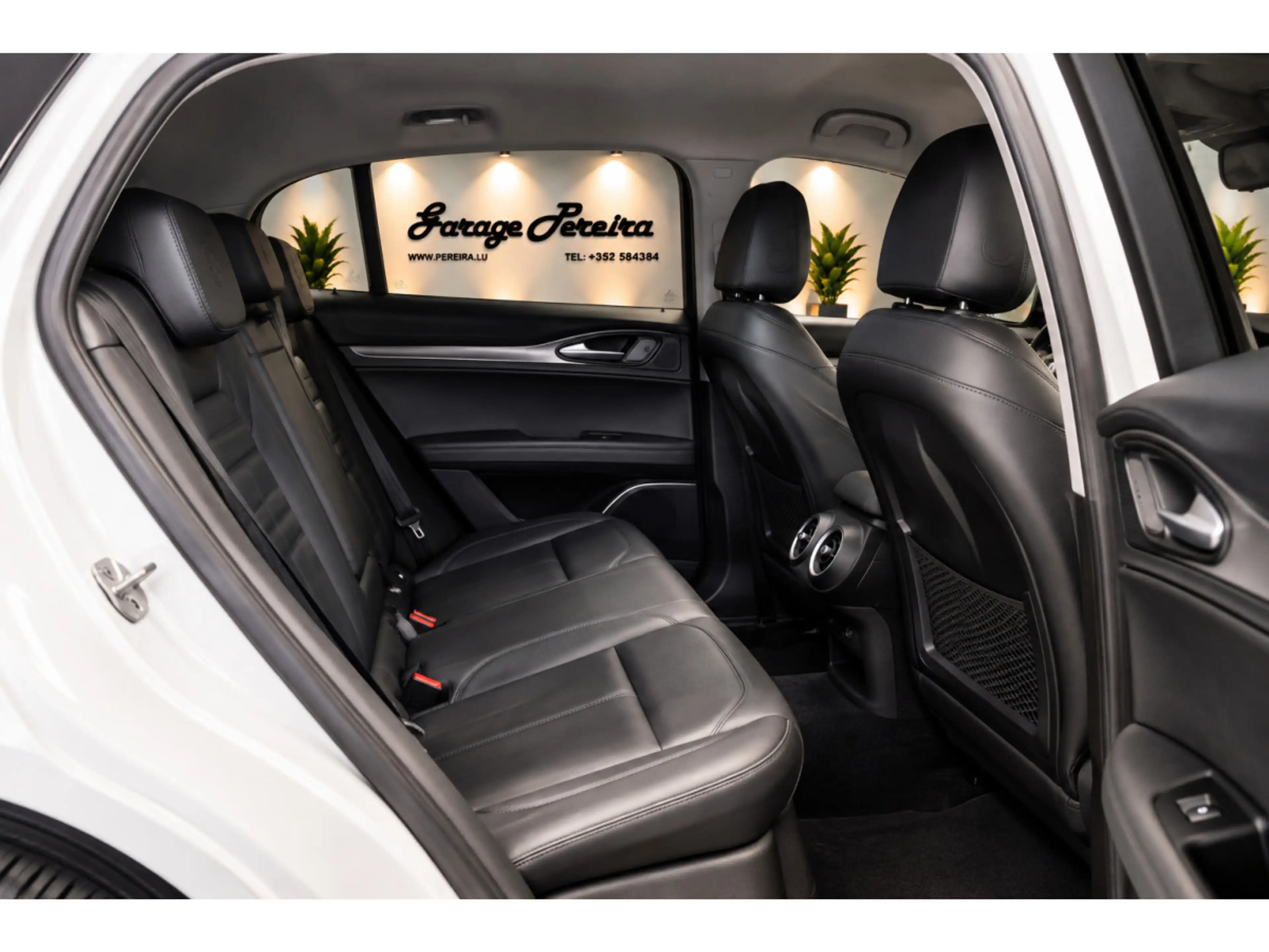 Alfa Romeo Stelvio 2.0 TURBO Q4 CUIR NAVI — photo 8