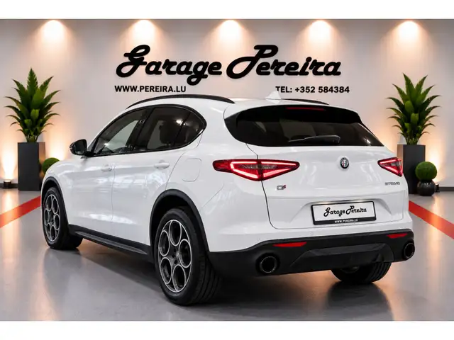 Alfa Romeo Stelvio view 4