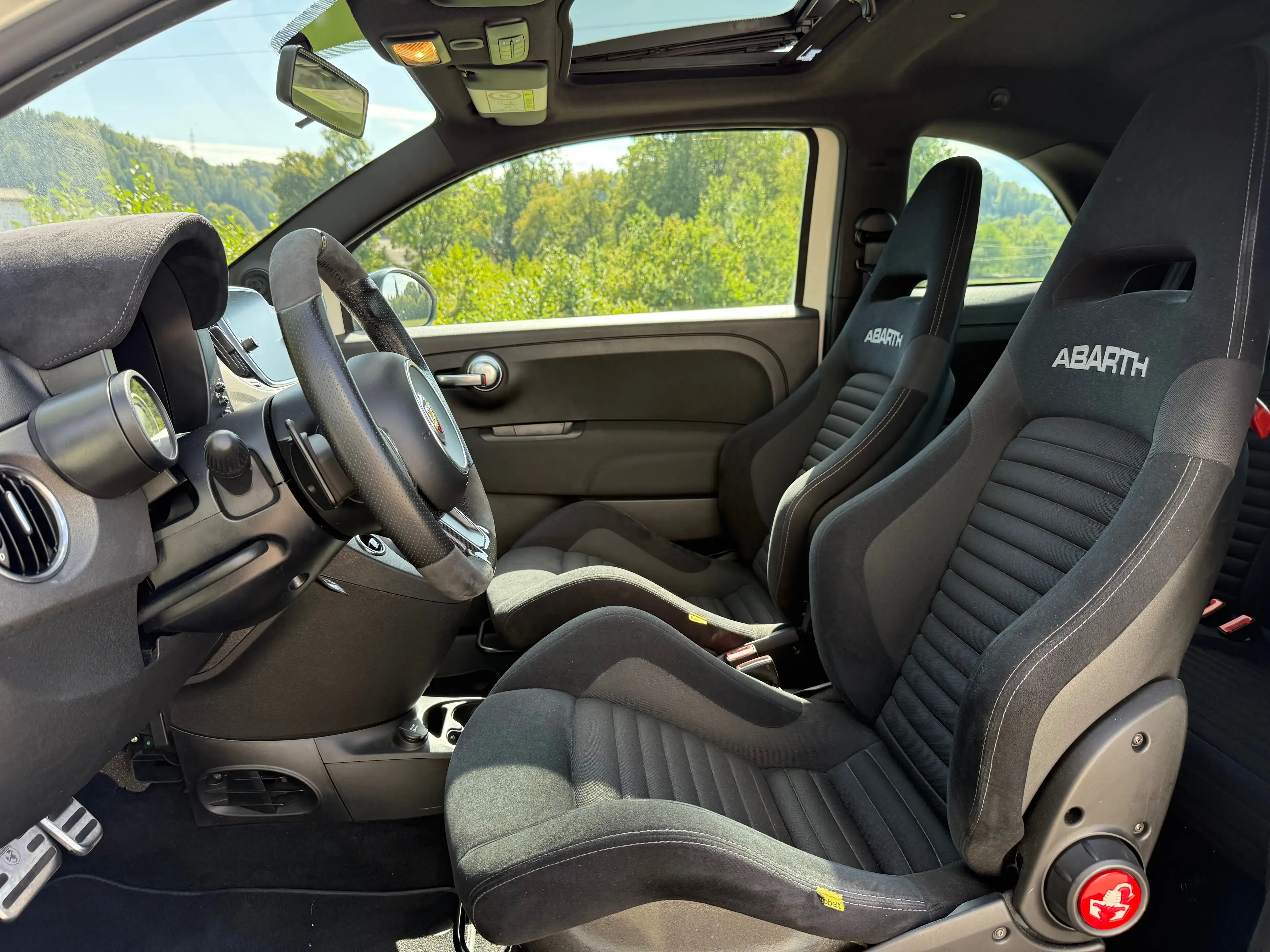 Abarth 500 595 Competizione - Top Optik - Finanzierung - Mega Sound — photo 9