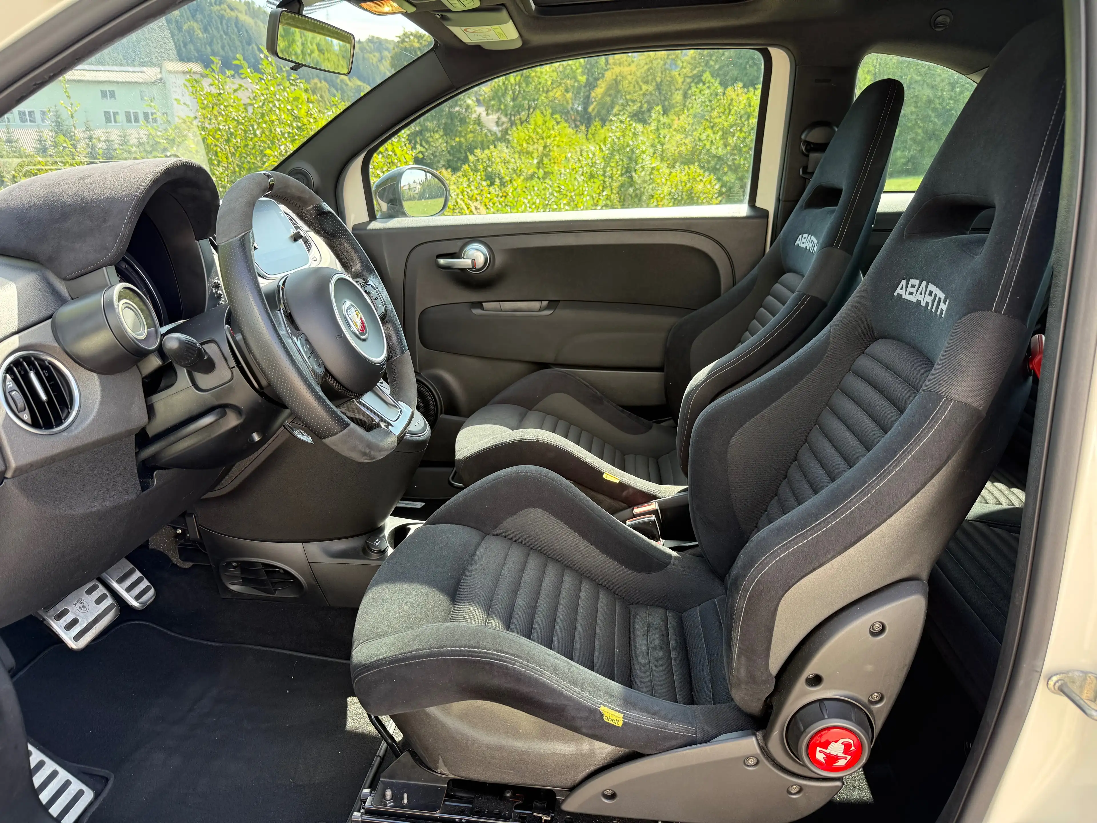 Abarth 500 595 Competizione - Top Optik - Finanzierung - Mega Sound — photo 10