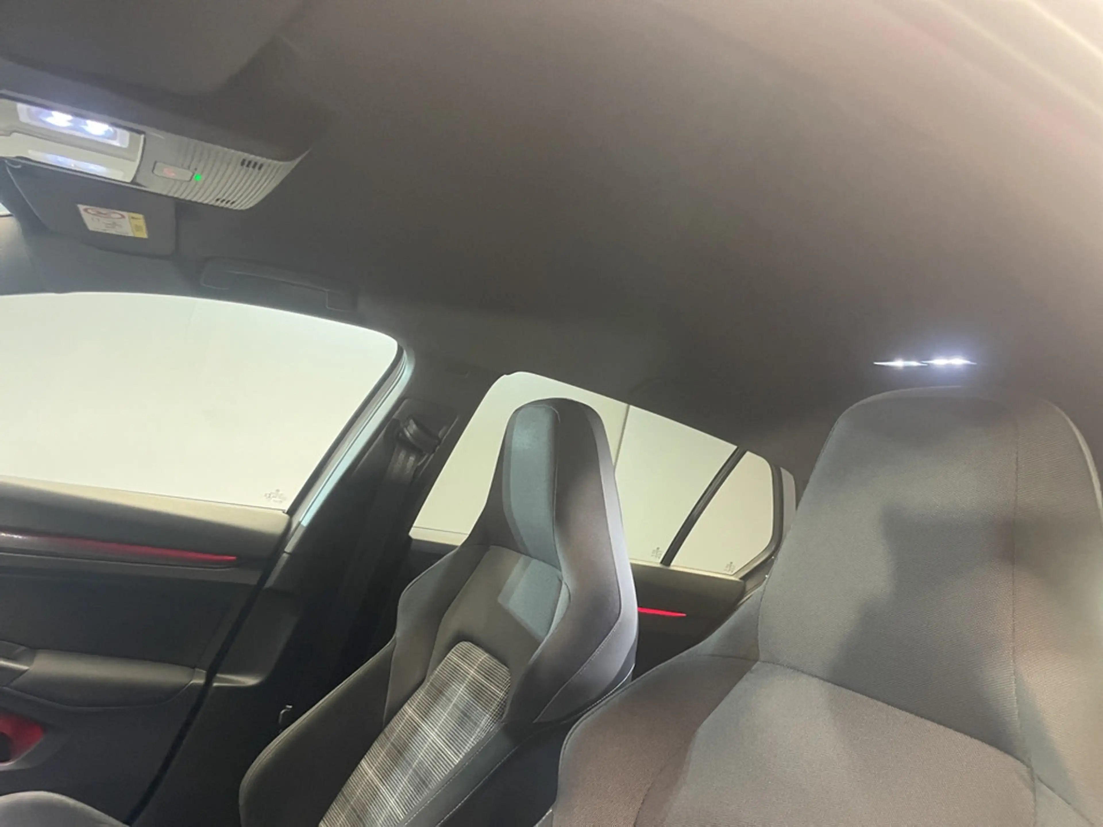 Volkswagen Golf GTD 2.0 TDI DSG Matrix+Head-Up+Kamera+ACC — photo 21