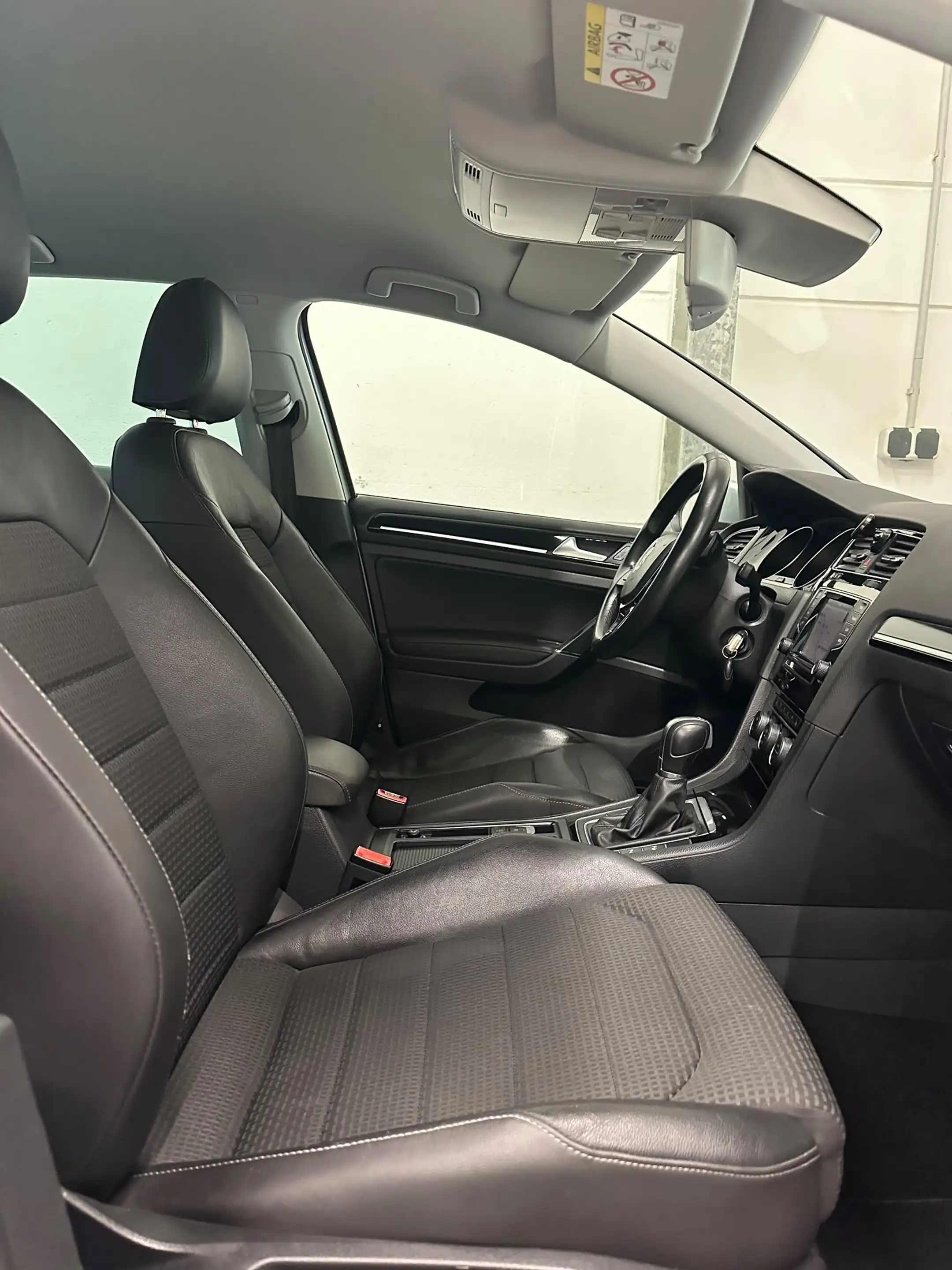 Volkswagen Golf Highline 2,0 TDI AUTOMATIK LEDER NAVI TOP ZUSTAND! — photo 8