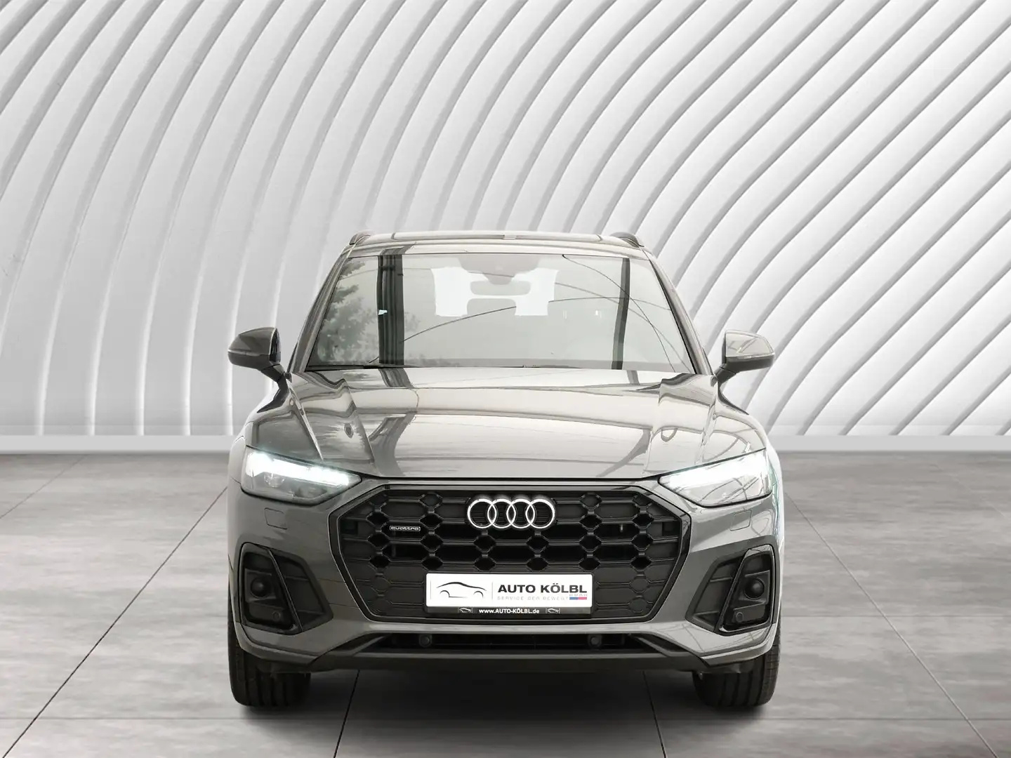Audi Q5 40 TDI quattro S line PANO ACC RFK NAVI LED Gris - 2