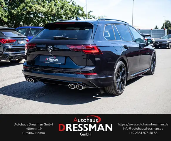 Volkswagen Golf view 4