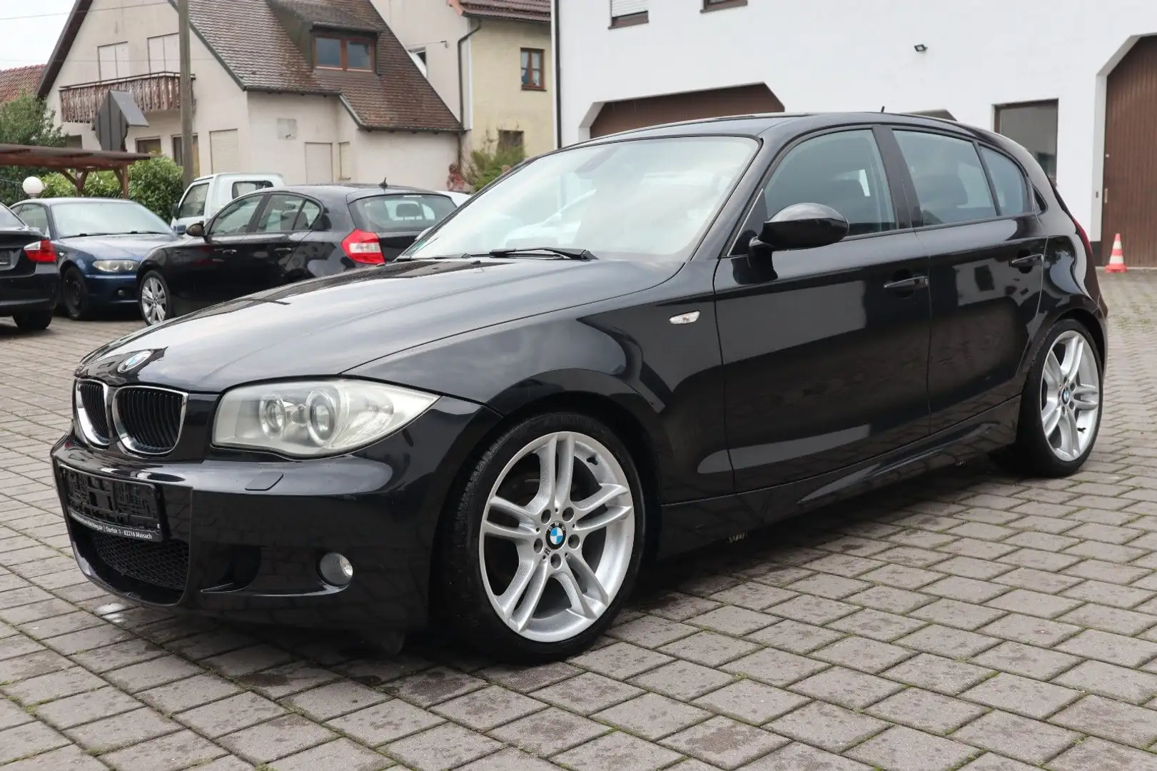 BMW 120 i M-Paket Vollausstattung Steuerkette&TÜV NEU Siyah - 1