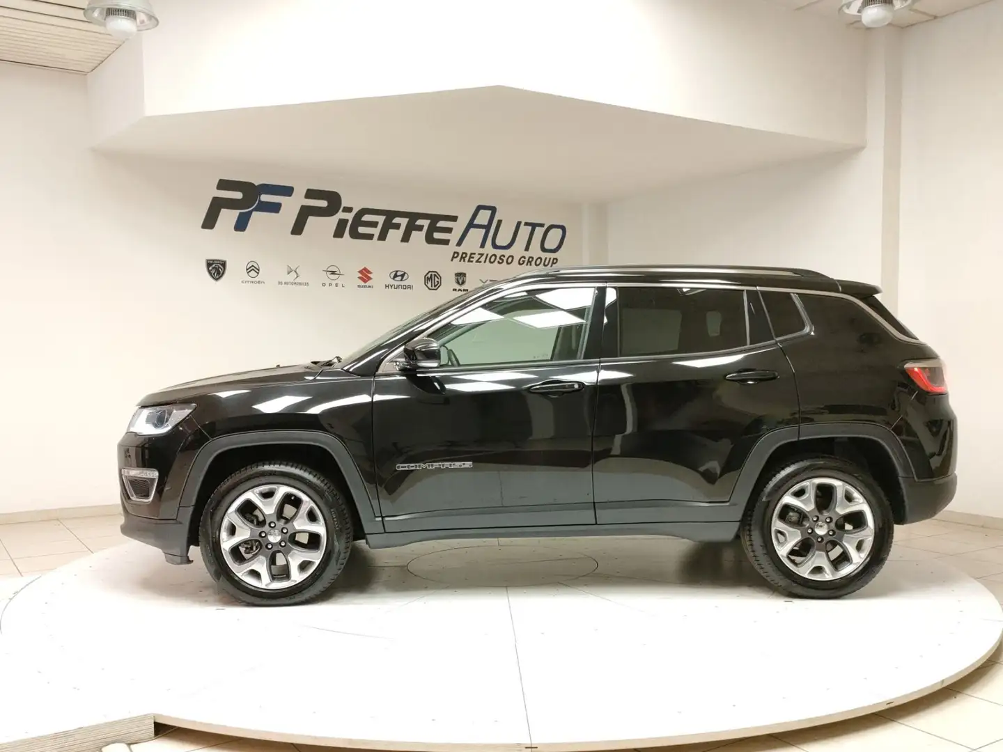 Jeep Compass 2ª serie - Compass 2.0 Multijet II aut. 4WD Limite Noir - 2
