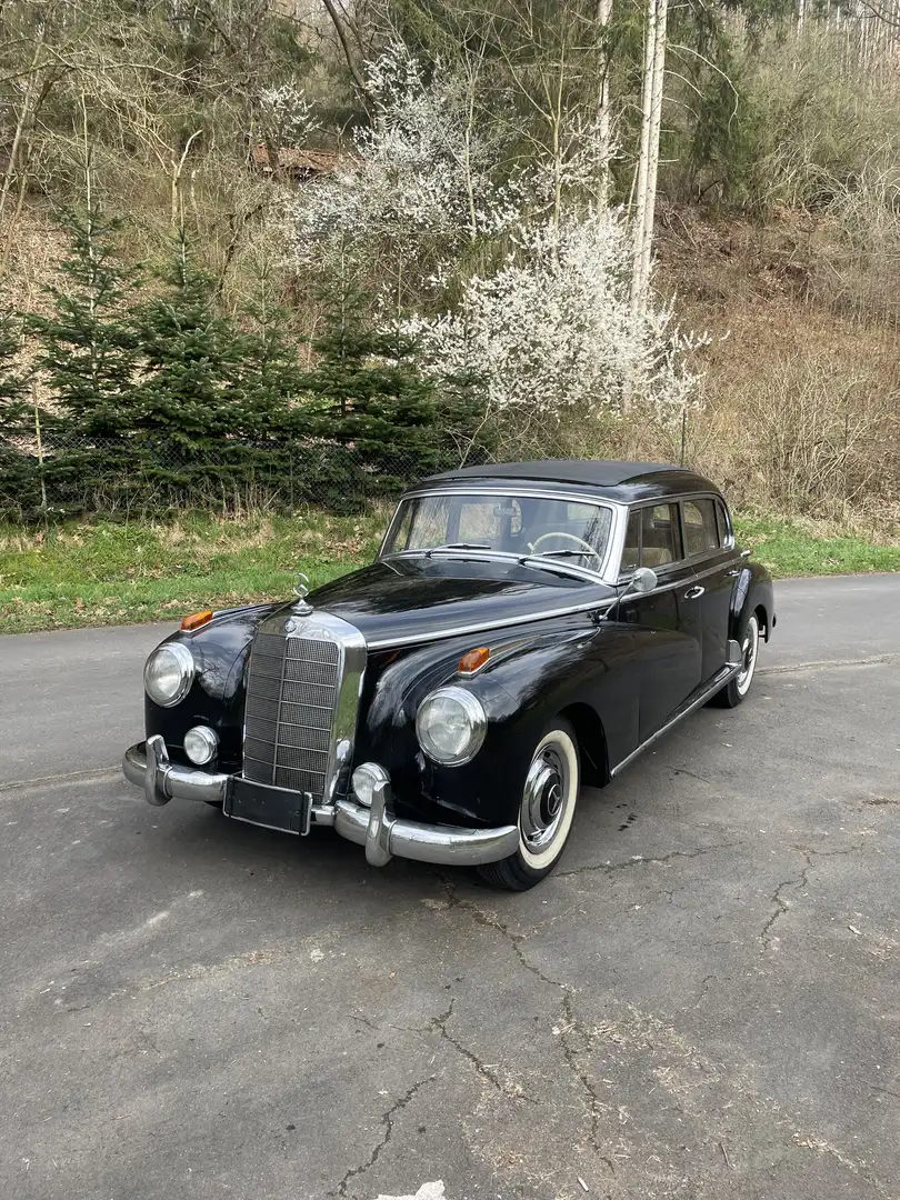 Mercedes-Benz 300 Adenauer 300 B - Faltdach, erste Innenausstattung Zwart - 1