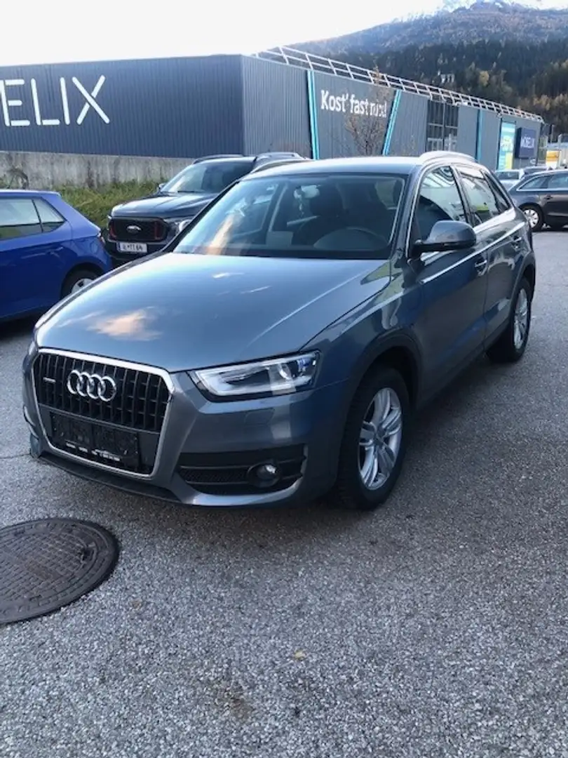 Audi Q3 2,0 TDI quattro S-tronic Grau - 1