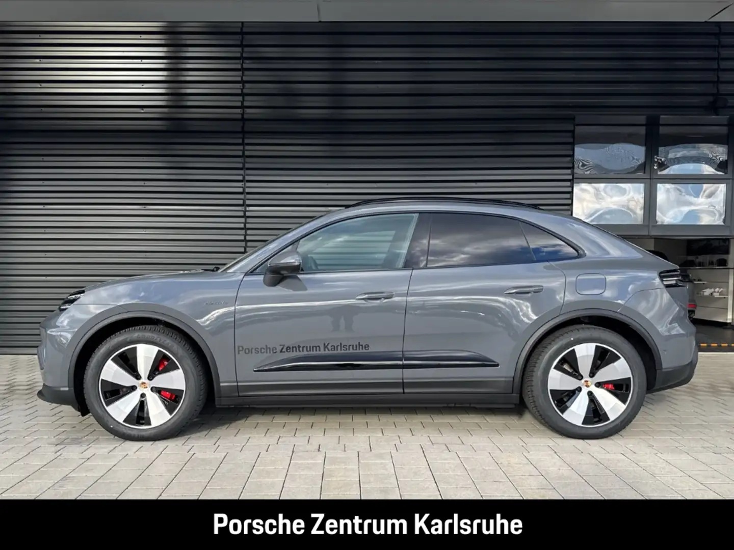 Porsche Macan 4S Panoramadach LED-Matrix Luftfederung Grau - 2