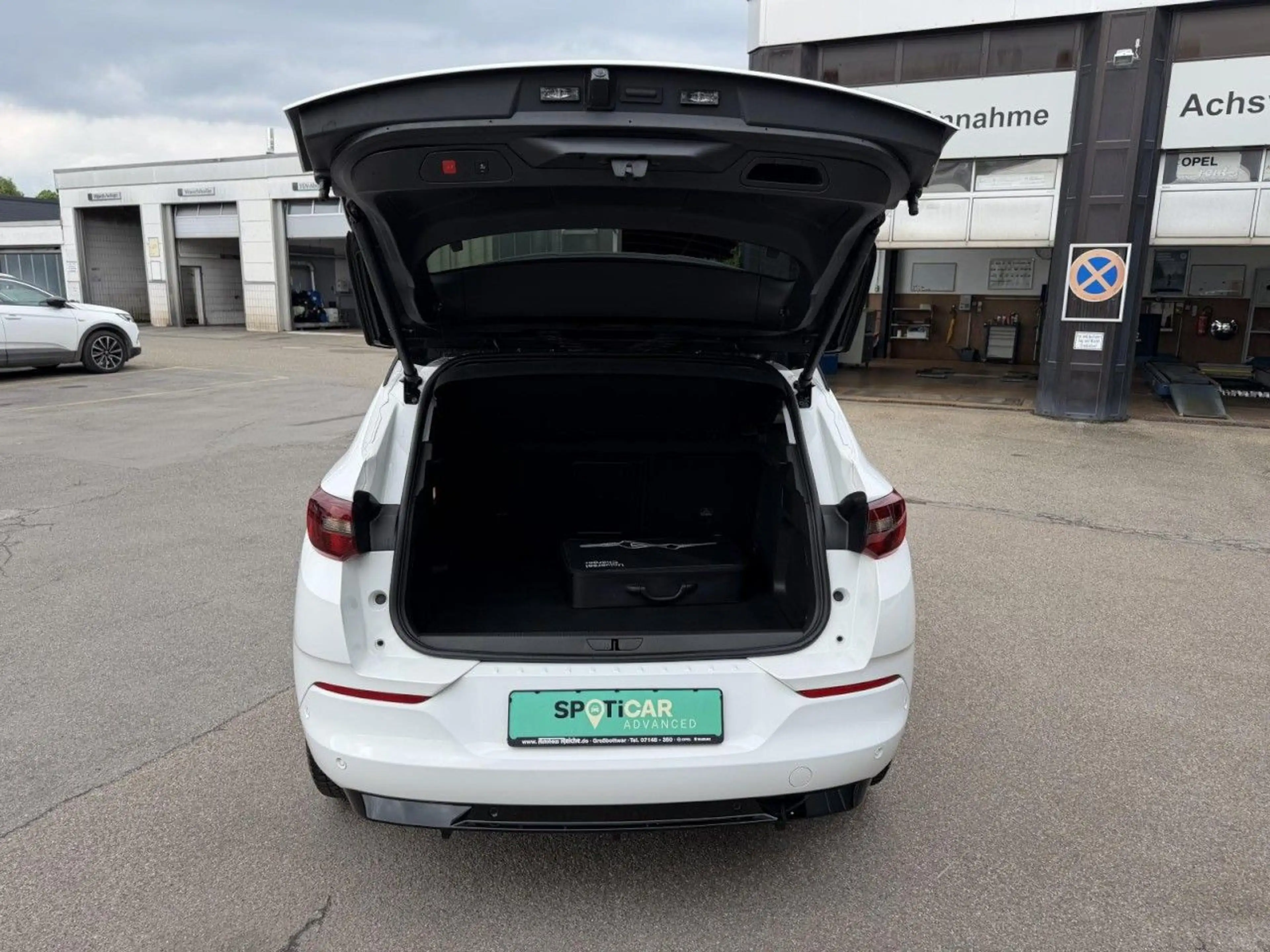 Opel Grandland GSe PHEV 1,6 AT+NAVI+SHZ+RFK+ACC+APA — photo 5