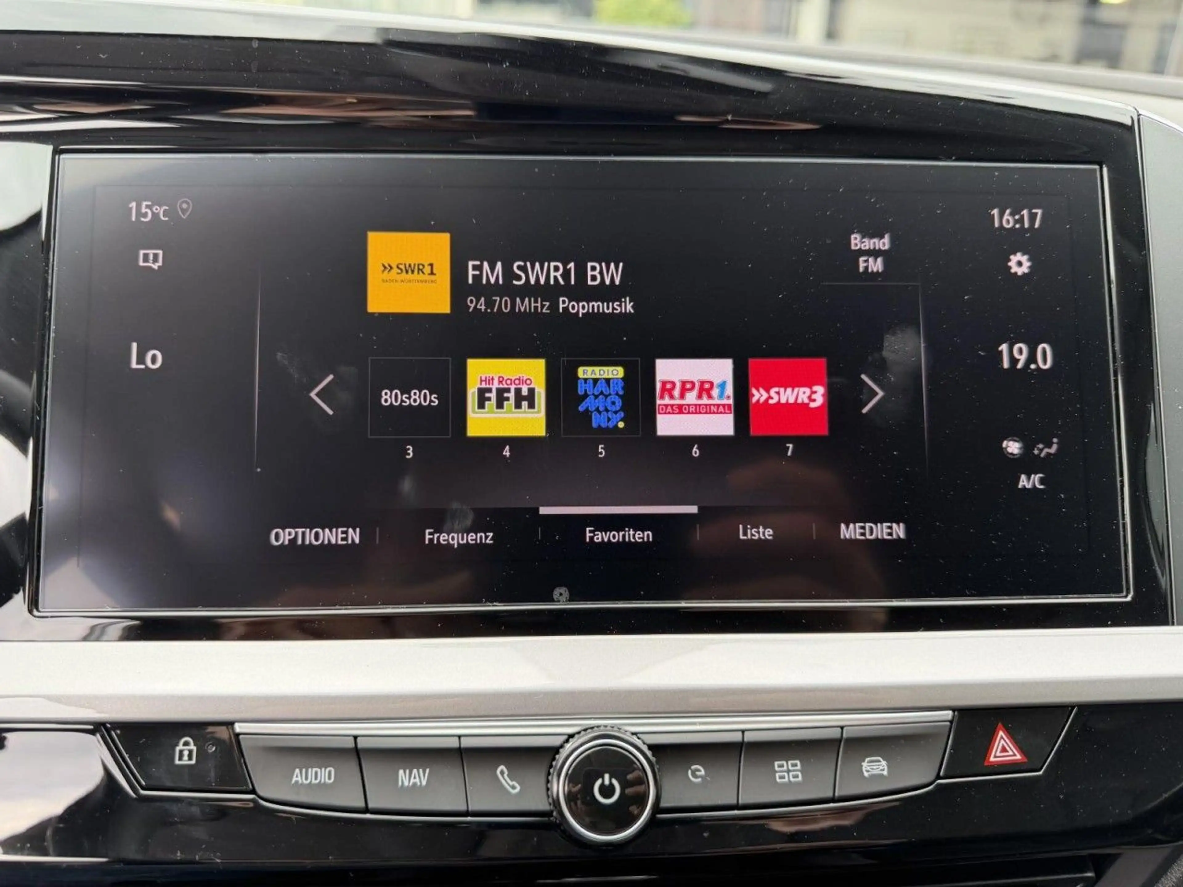 Opel Grandland GSe PHEV 1,6 AT+NAVI+SHZ+RFK+ACC+APA — photo 15