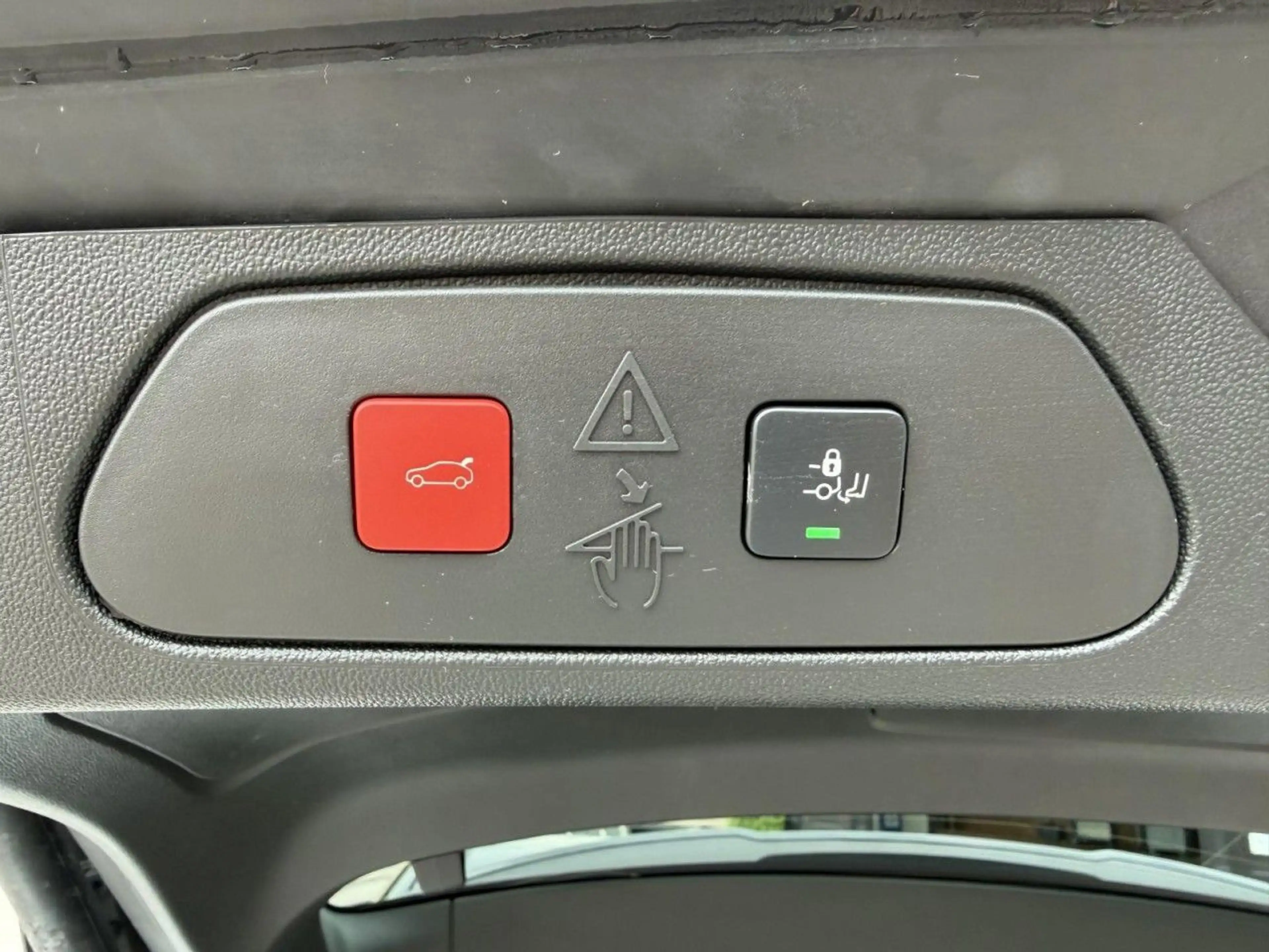 Opel Grandland GSe PHEV 1,6 AT+NAVI+SHZ+RFK+ACC+APA — photo 7