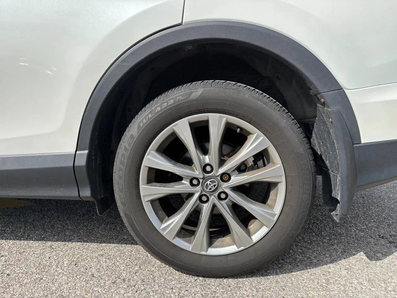 Toyota RAV 4 снимка Toyota RAV 4