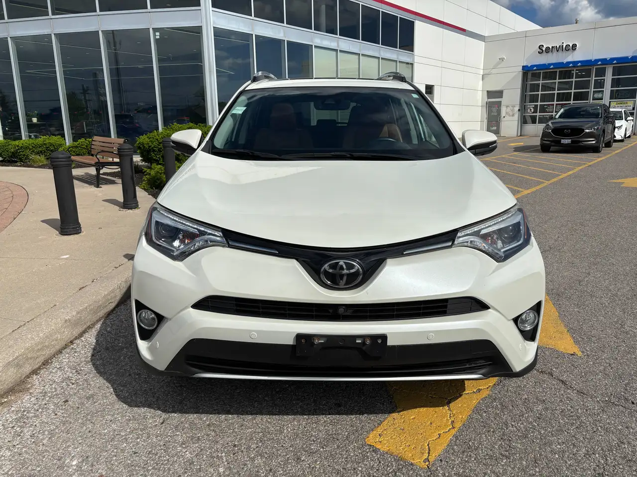 Toyota RAV 4 снимка Toyota RAV 4