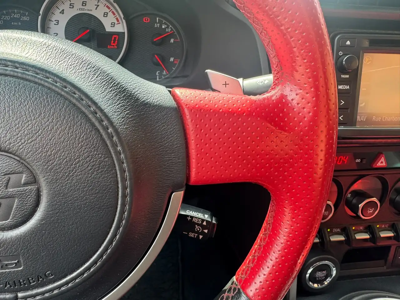 TOYOTA GT86 / AUTOMATIQUE / CARNET D’ENTRETIEN / 200 ch BVA - CAMÉRA D'AIDE AU STATIONNEMENT - VOLANT EN CUIR - PACK SPORT