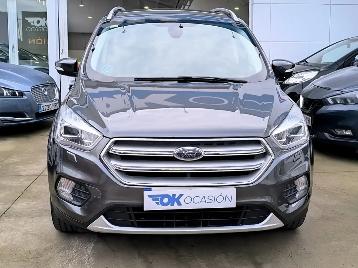 Ford Kuga 1.5TDCi Auto S&S Trend 4x2 120 Gris - 2