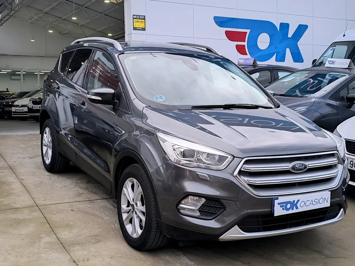 Ford Kuga 1.5TDCi Auto S&S Trend 4x2 120 Gris - 1