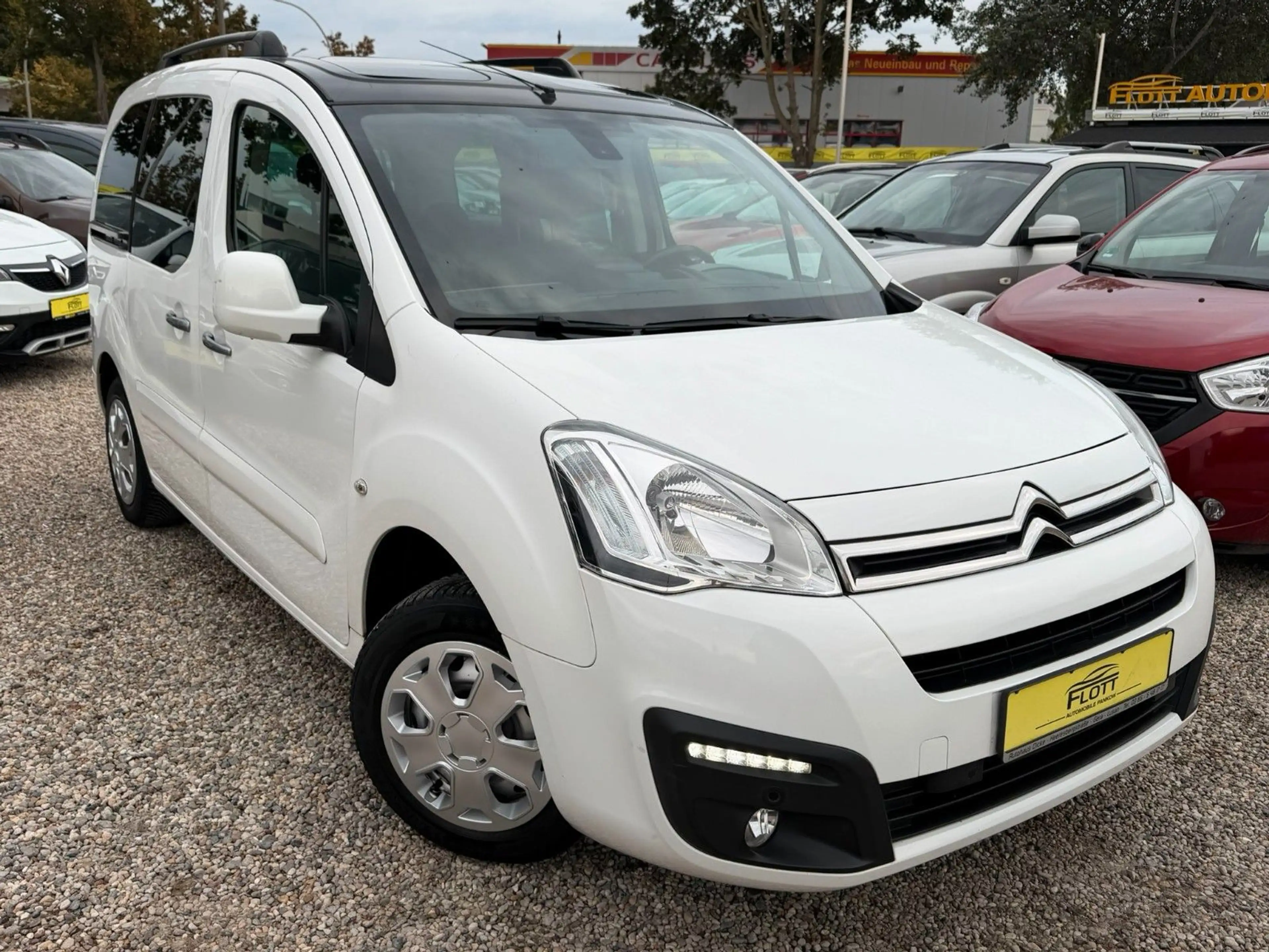 Citroen Berlingo Kombi *MFL*Klima*2.HD*90TKM TÜV Neu