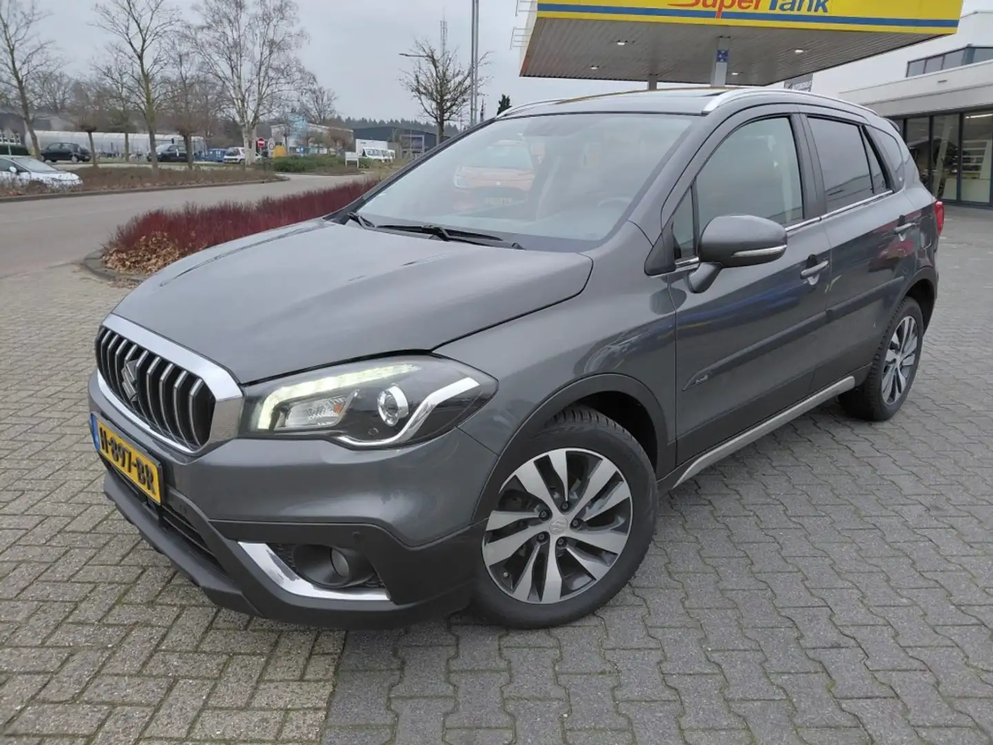 Suzuki SX4 S-Cross 1.4 STYLE A/T PANO LEER CAMERA NAVI TREKHAAK  NL-A Grau - 1
