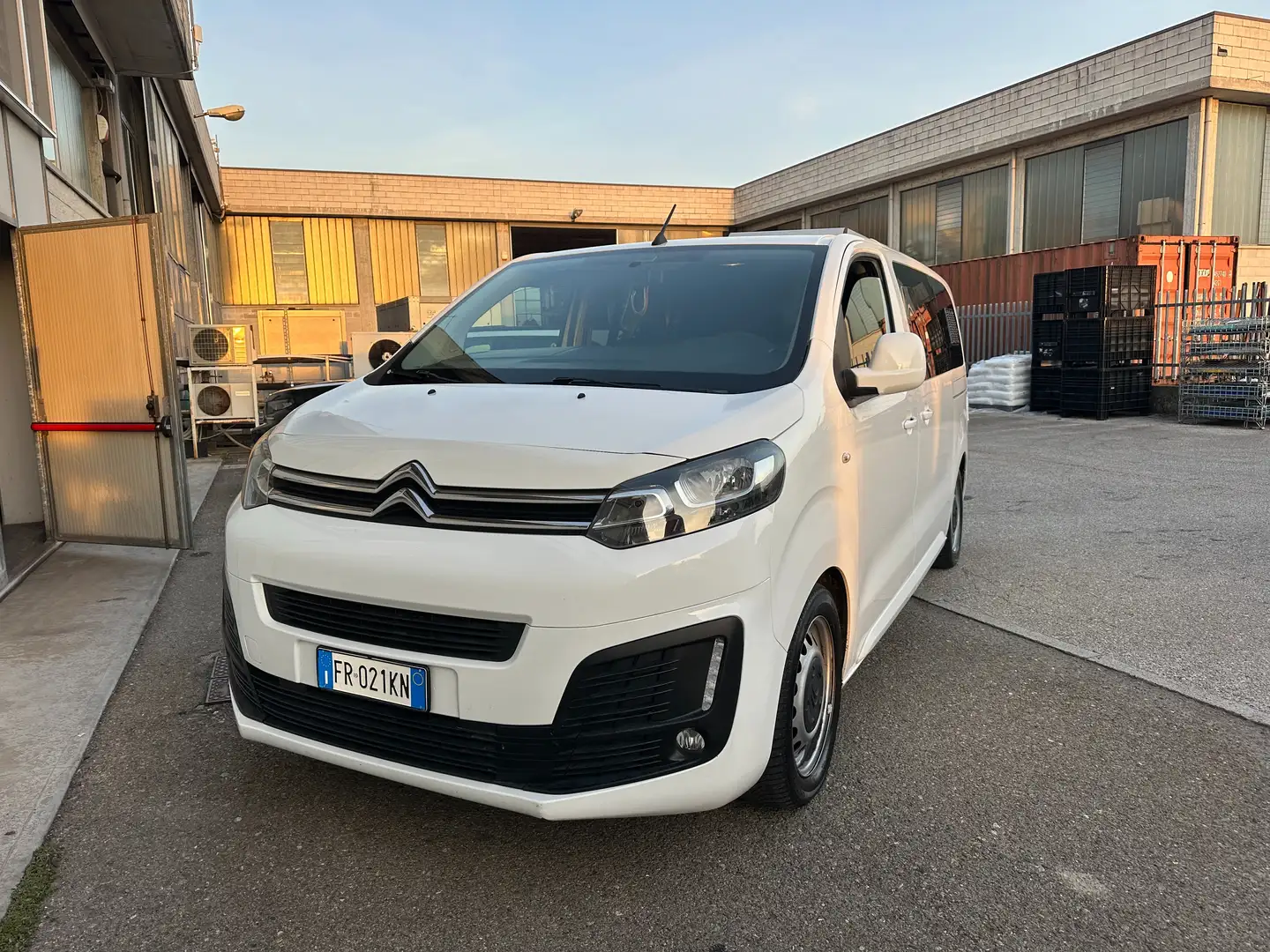 Citroen Jumpy Weiß - 2