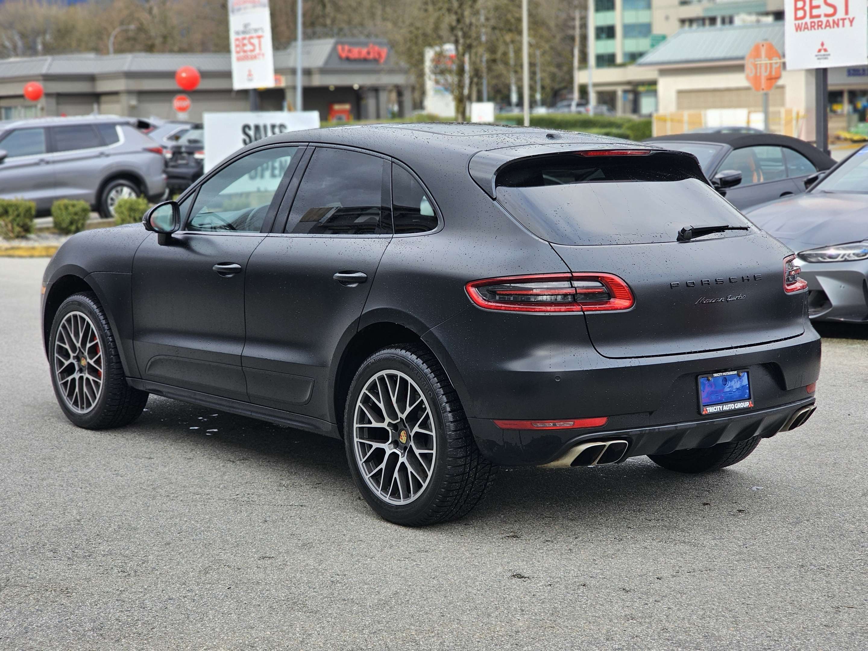 2016 Porsche Macan Turbo - 360 Cameras, Panoramic Sunroof thumb 7