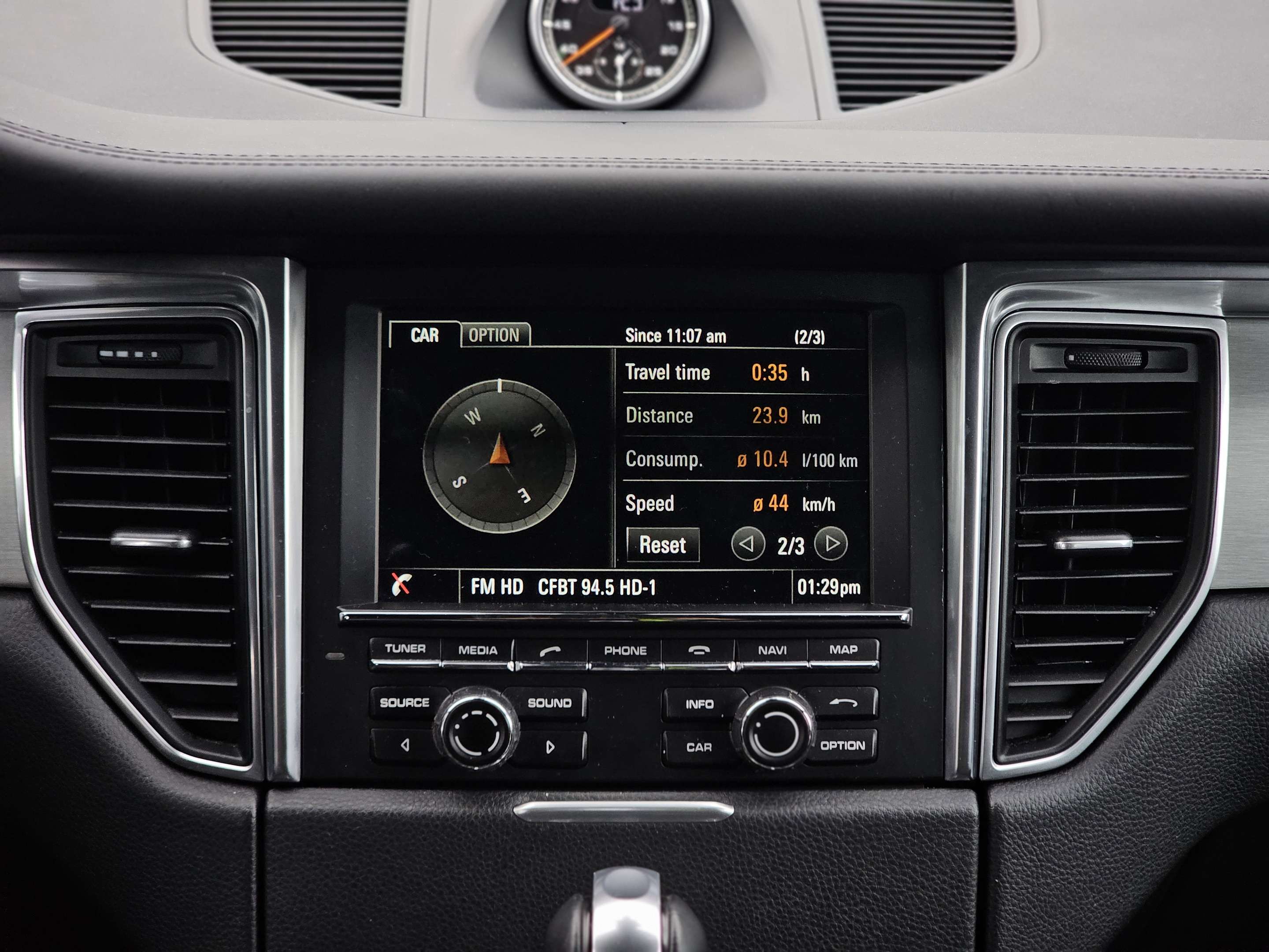 2016 Porsche Macan Turbo - 360 Cameras, Panoramic Sunroof thumb 19