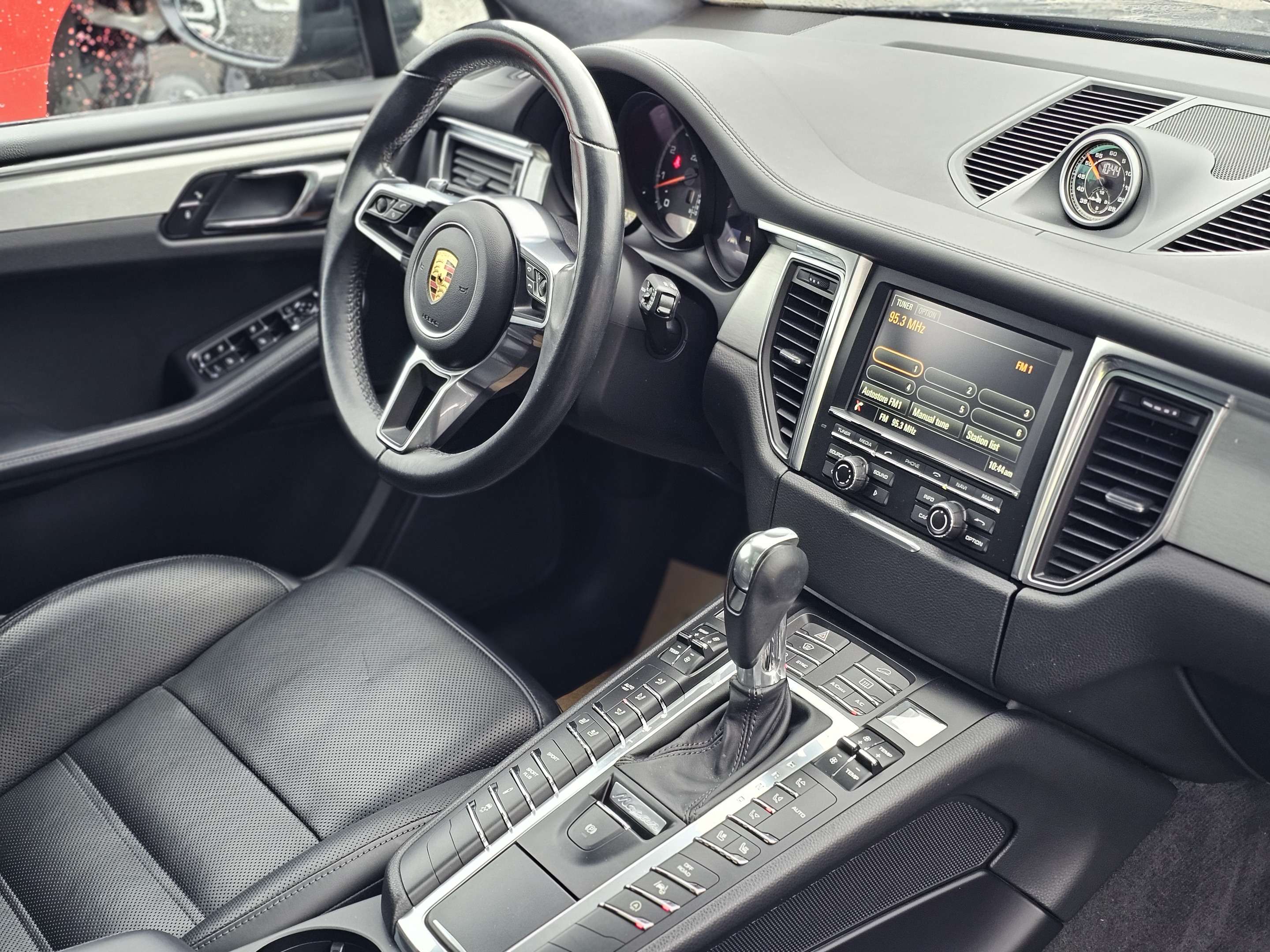 2016 Porsche Macan Turbo - 360 Cameras, Panoramic Sunroof thumb 30