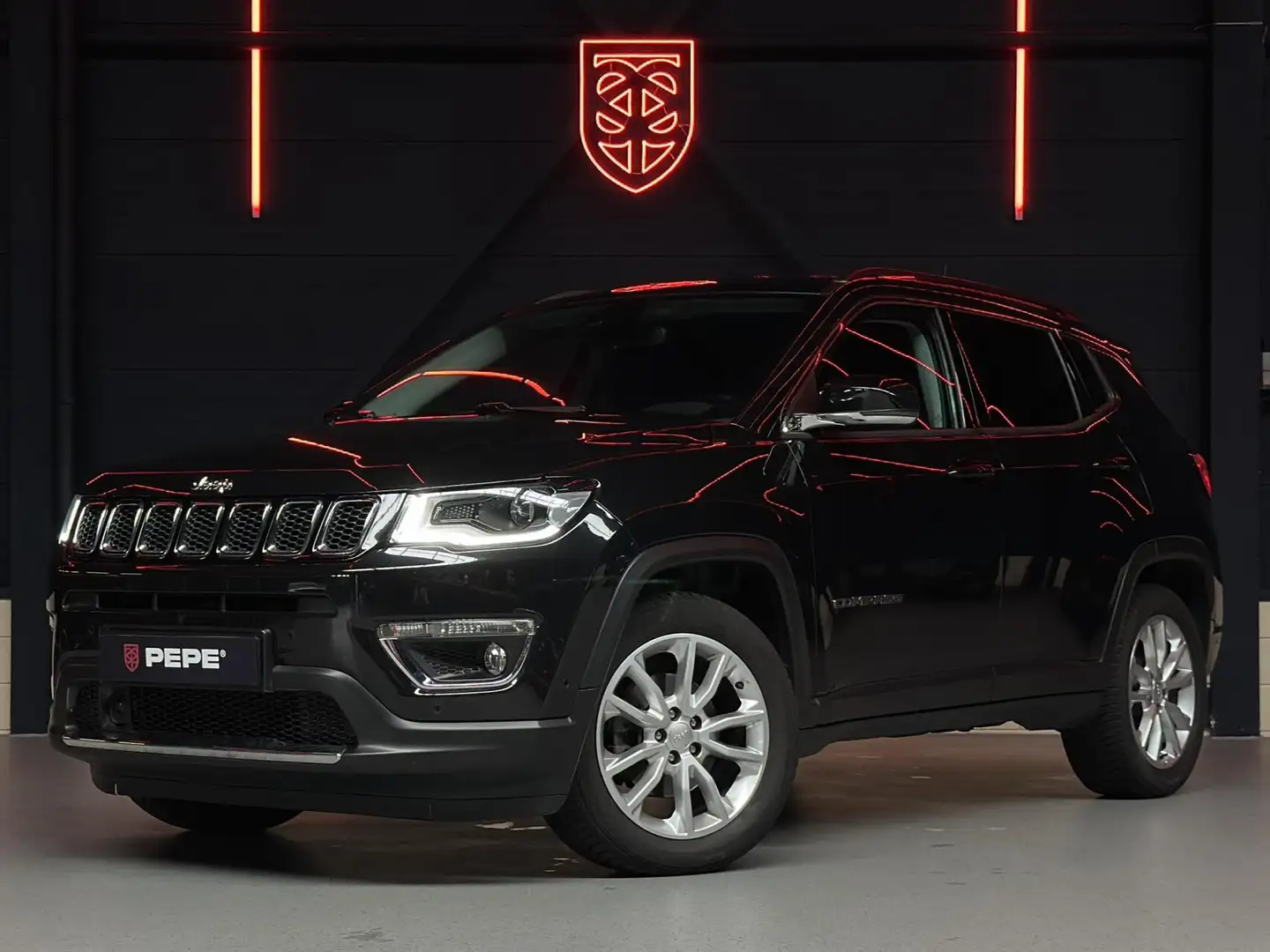 Jeep Compass 1.3T Limited AUT.|TREK|CAMERA|NAVI|STOELVERW.| Zwart - 1