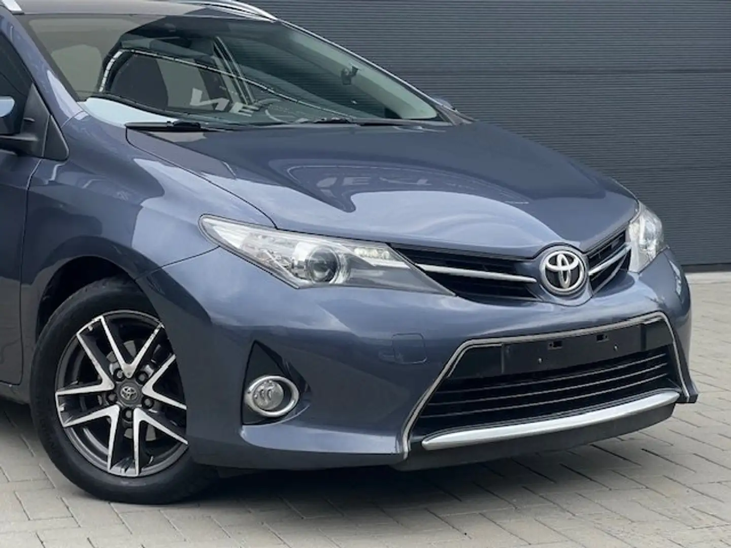 Toyota Auris Auris 1.4 D-4D Touring Sports Bleu - 2