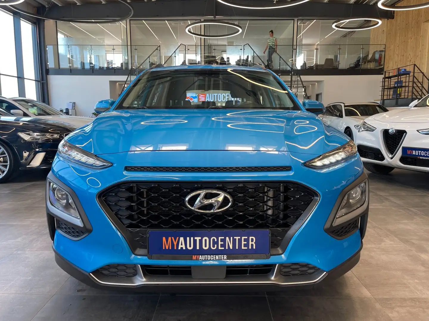 Hyundai KONA Select 2WD *1.HAND*KLIMA*TÜV 06/27*TEMPOMAT Blau - 2