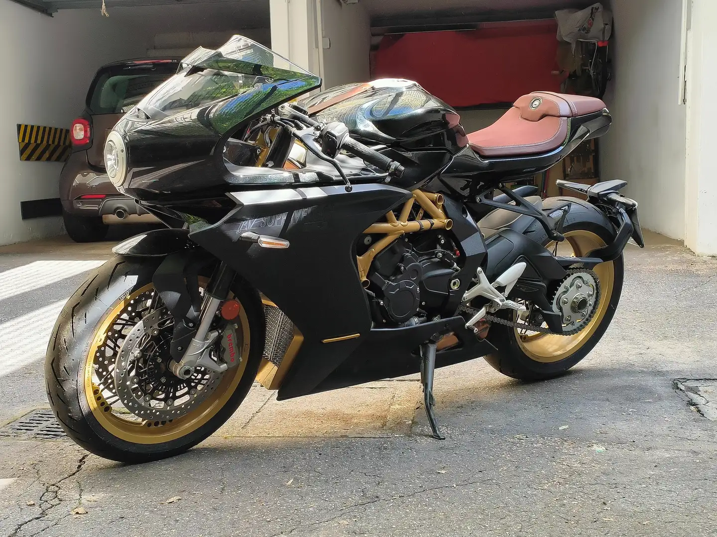 MV Agusta Superveloce 800 Szürke - 2