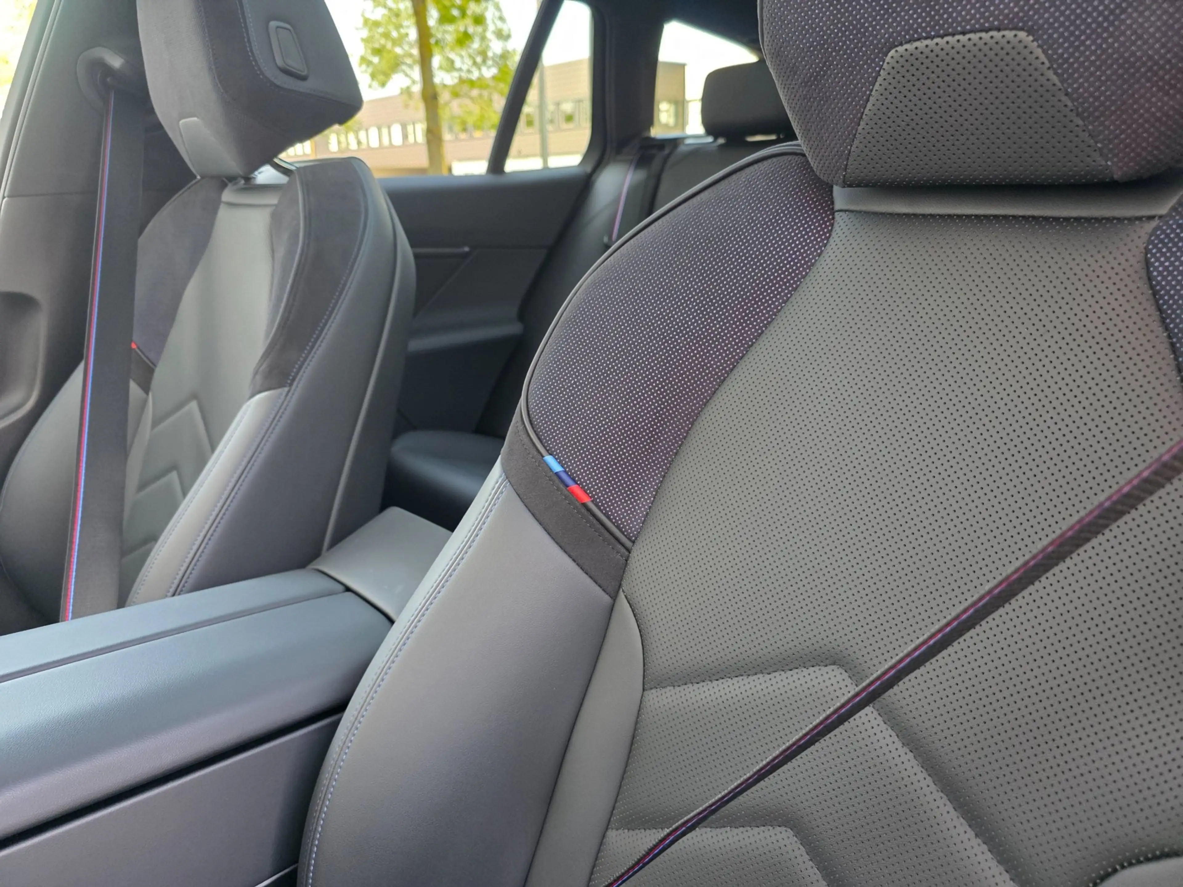 BMW i5 Touring EDrive40 M-Sport 84 kWh 533km WLTP |Panora — photo 15