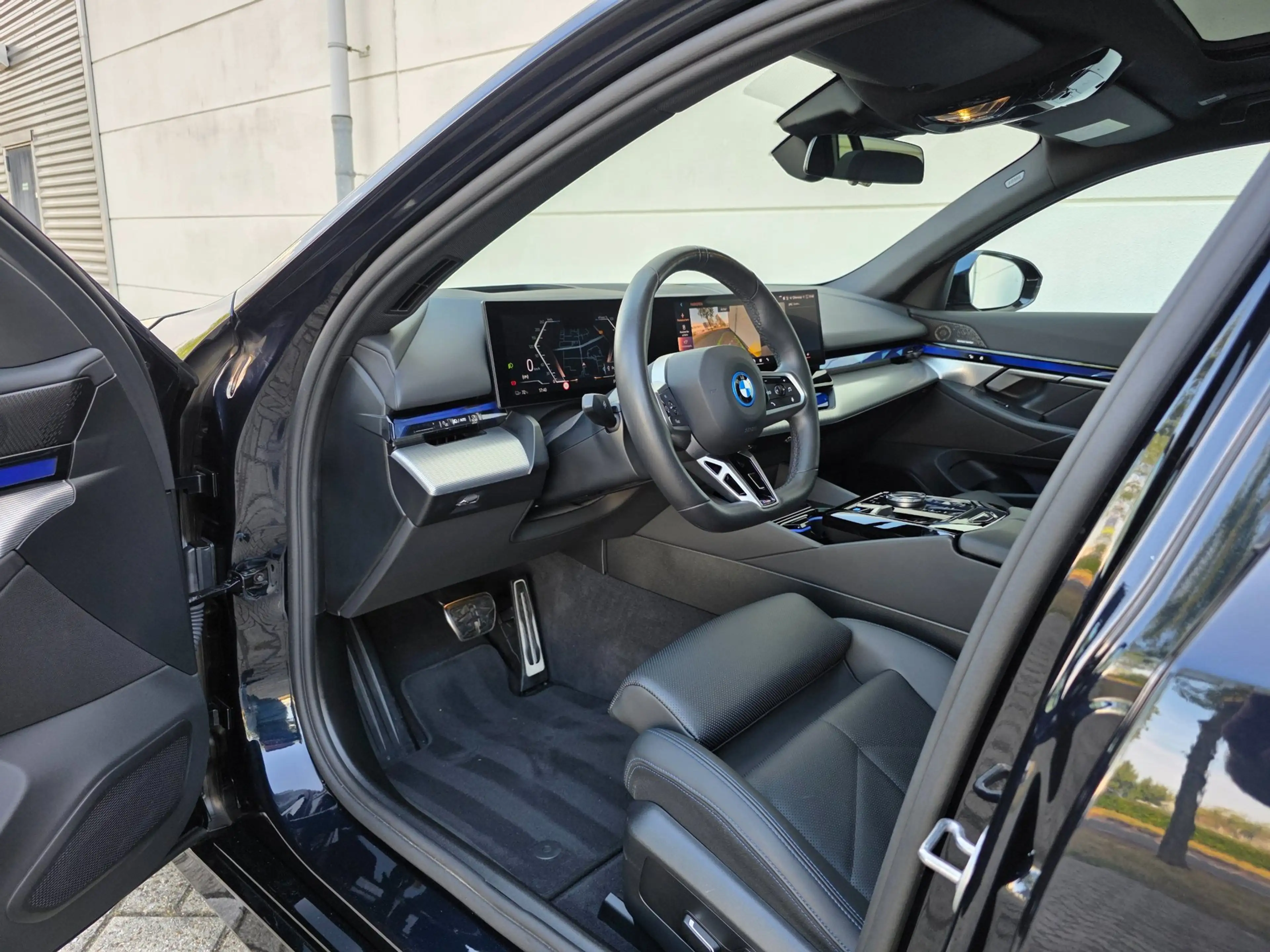 BMW i5 Touring EDrive40 M-Sport 84 kWh 533km WLTP |Panora — photo 4