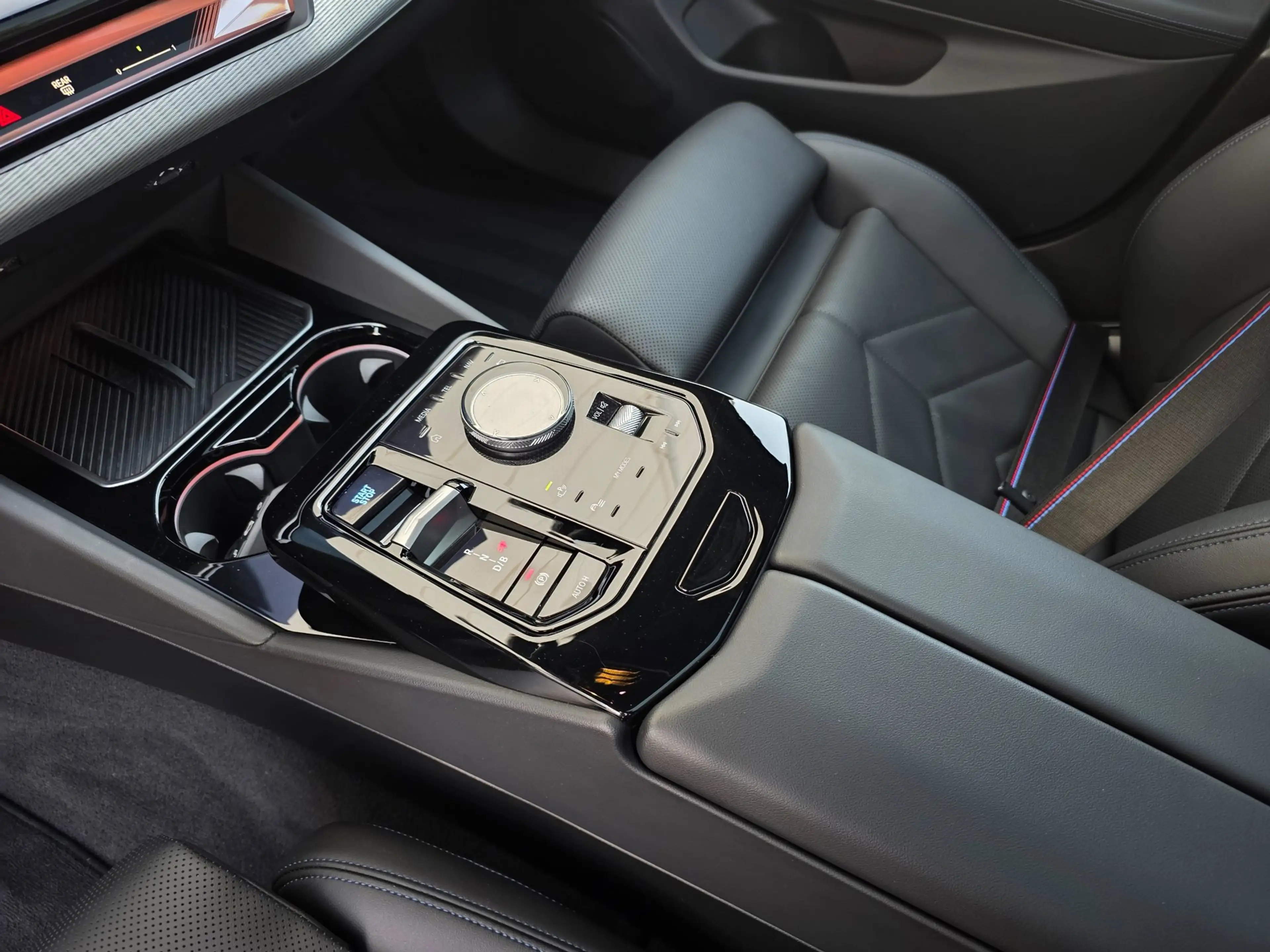 BMW i5 Touring EDrive40 M-Sport 84 kWh 533km WLTP |Panora — photo 14