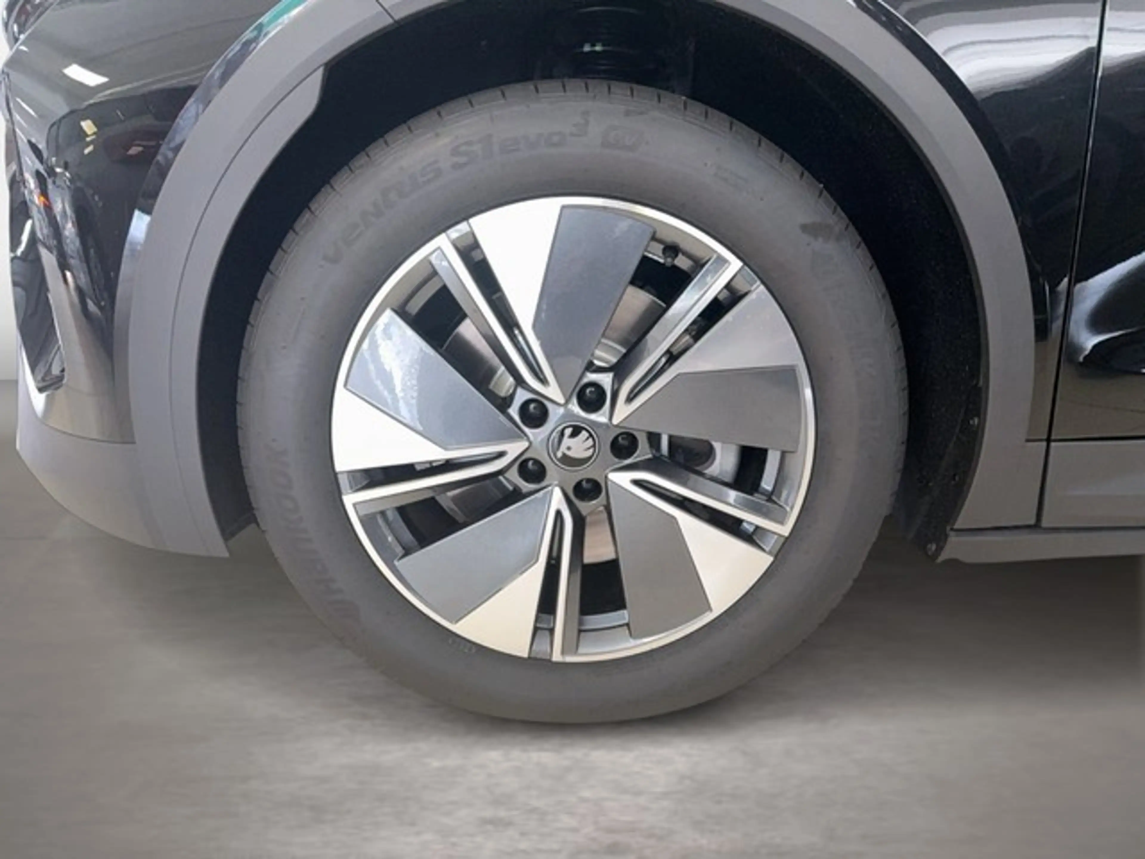 Skoda Elroq 85 Selection HEAD UP + WÄRMEPUMPE + CANTON — photo 4