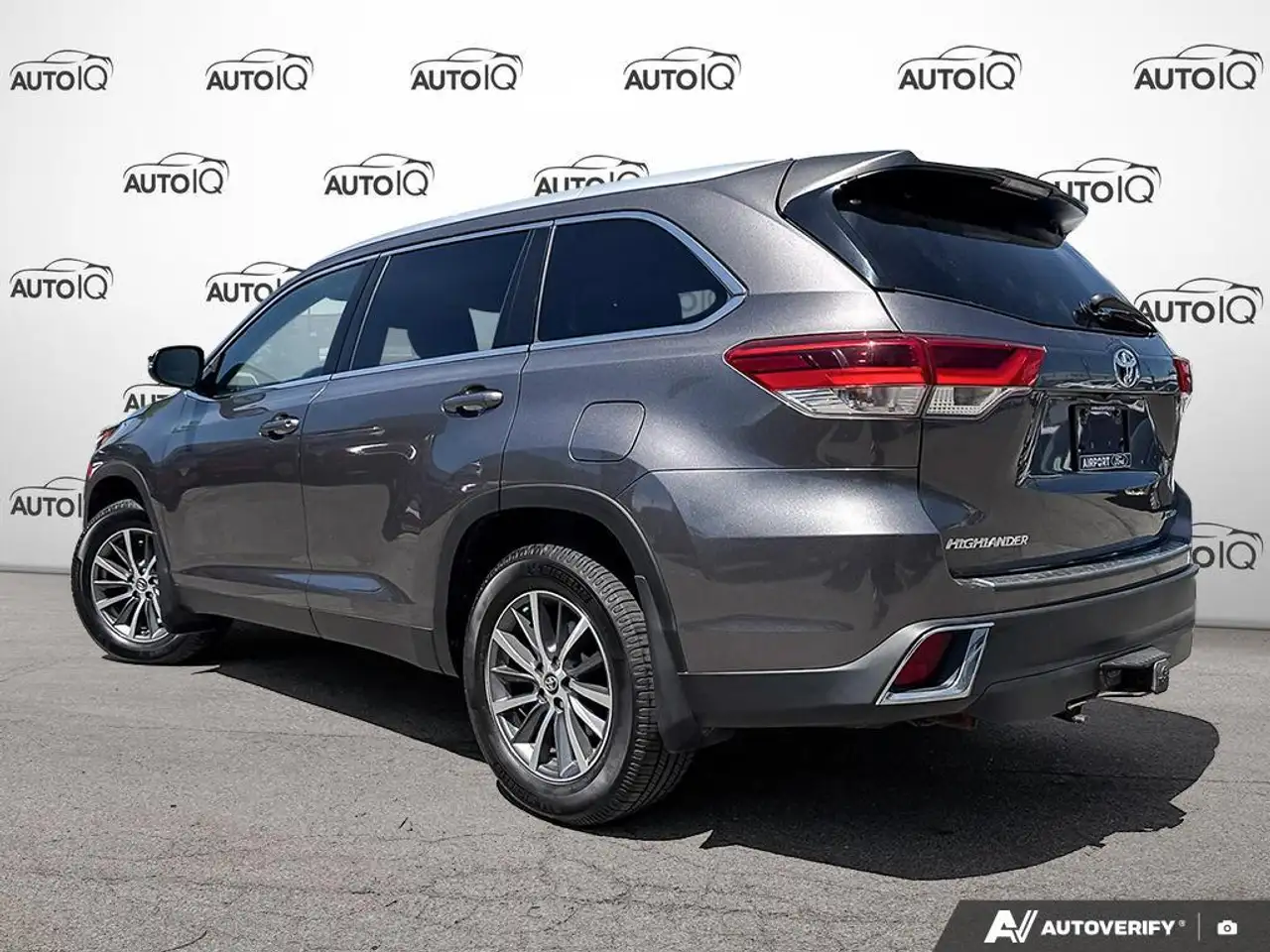 Toyota Highlander снимка Toyota Highlander