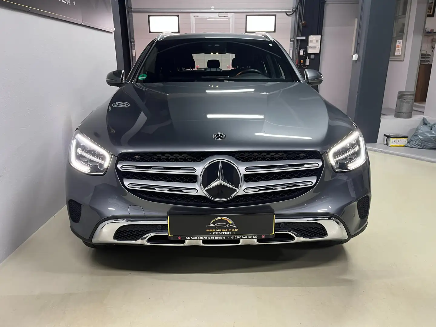 Mercedes-Benz GLC 220 GLC 220 d 9G-Tronic 4Matic Avantgarde Line Gris - 2