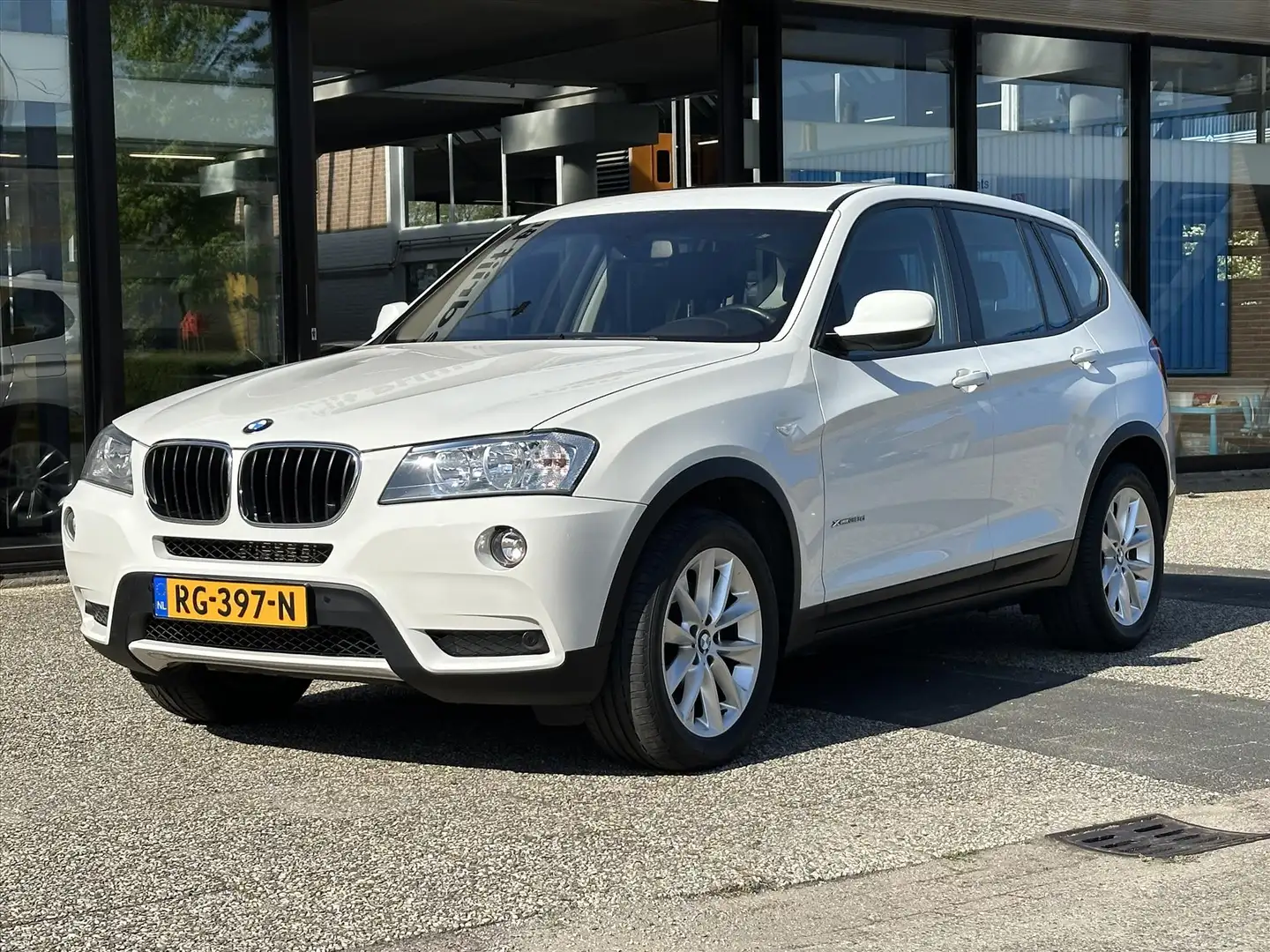BMW X3 xDrive 30d 258pk Aut. Executive Bianco - 2